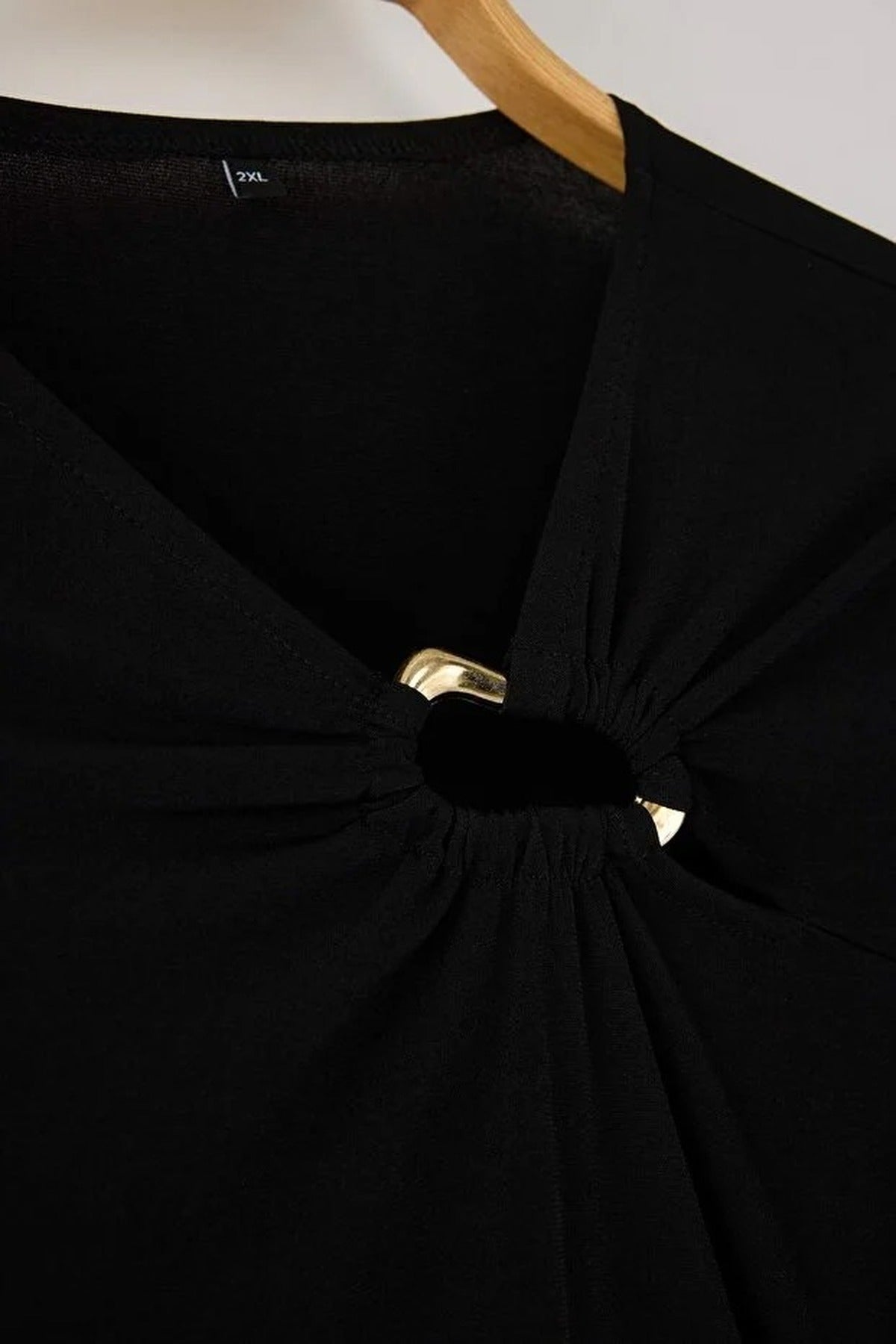 Asymmetrical Collar Accessory Detail Knitted Plus Size Blouse