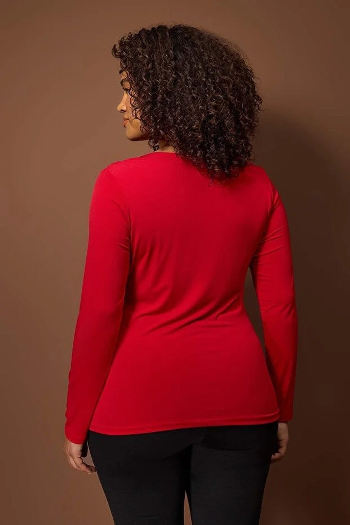 Asymmetrical Collar Accessory Detail Knitted Plus Size Blouse