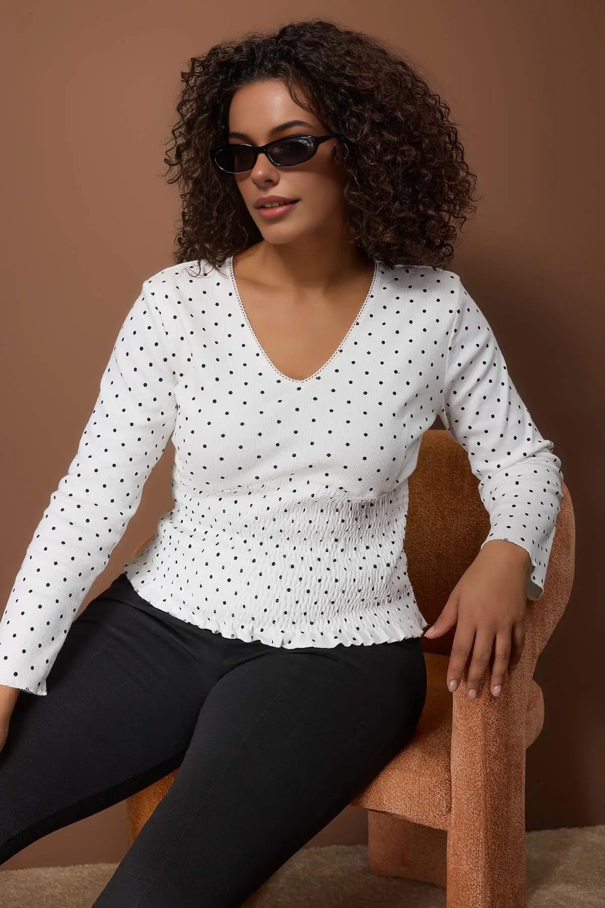 Polka Dot V-Neck Ribbed Knit Plus Size Blouse
