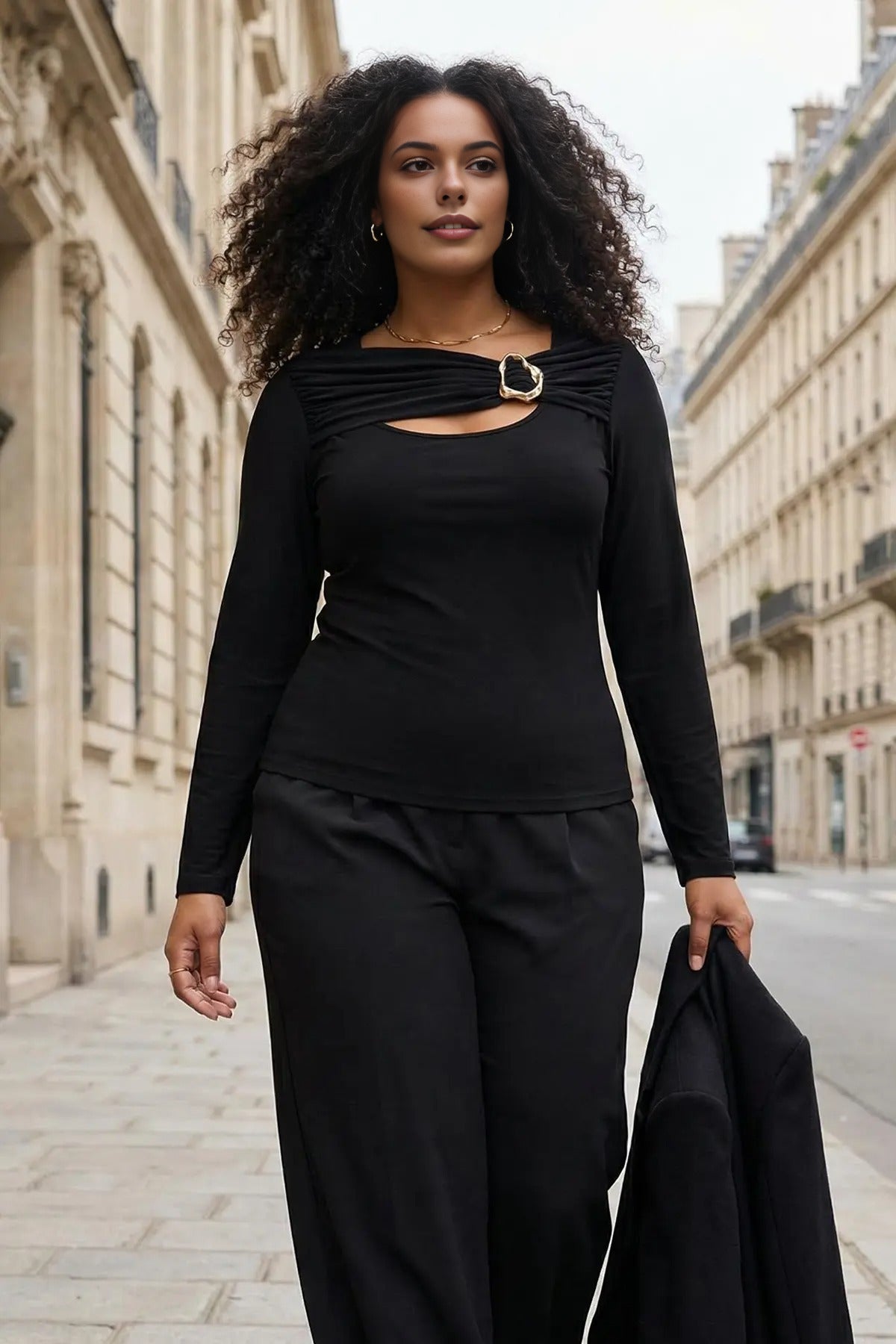 Body-Fitting Stretch Knit Blouse with Accessory and Cut Out Details