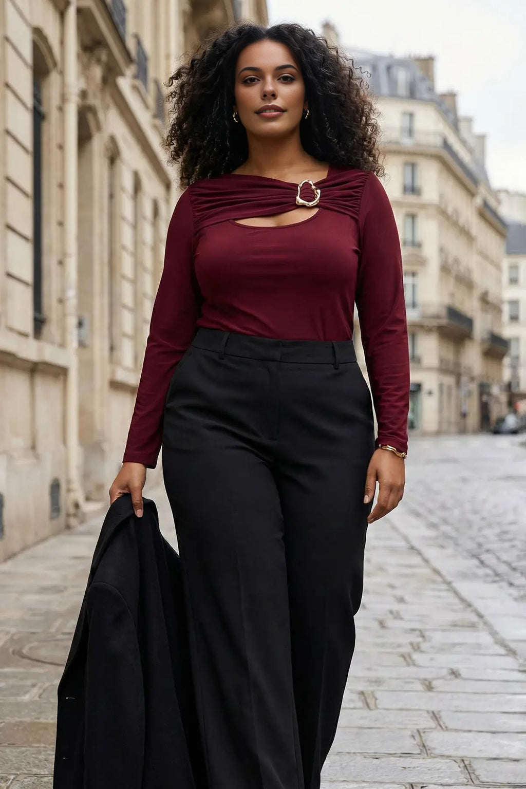 Body-Fitting Stretch Knit Blouse with Accessory and Cut Out Details