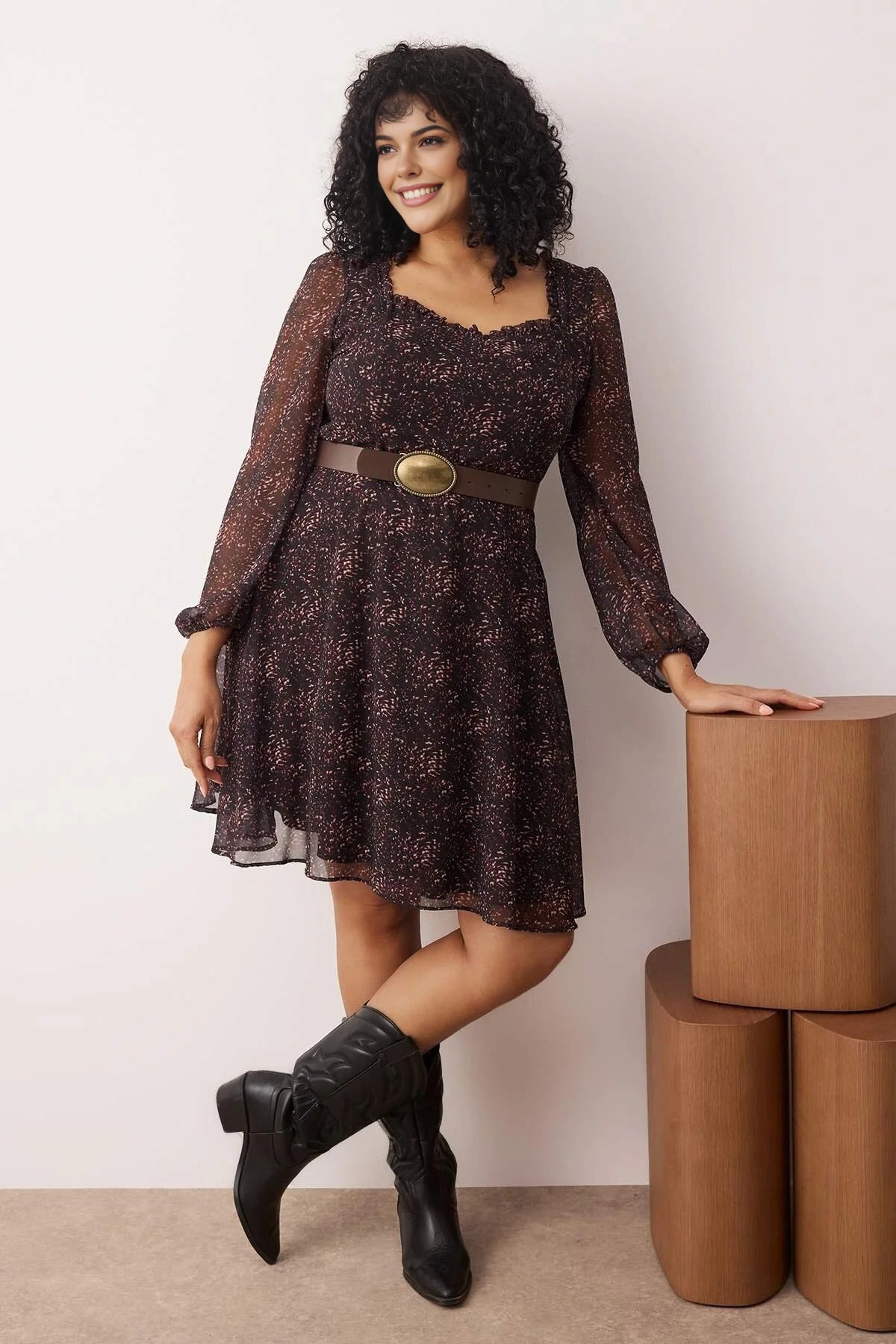 Chiffon Mini Woven Plus Size Dress
