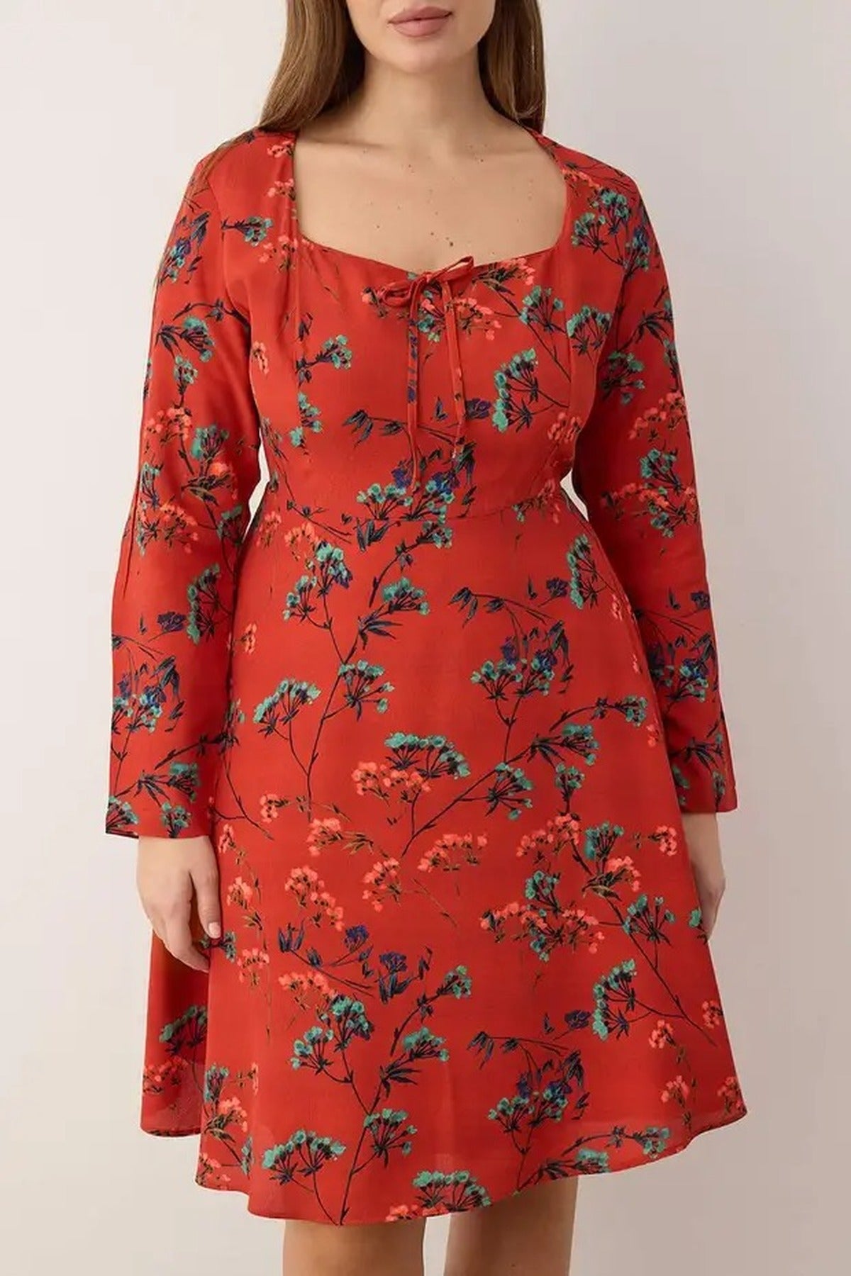 Heart Neckline Floral Short Woven Plus Size Dress