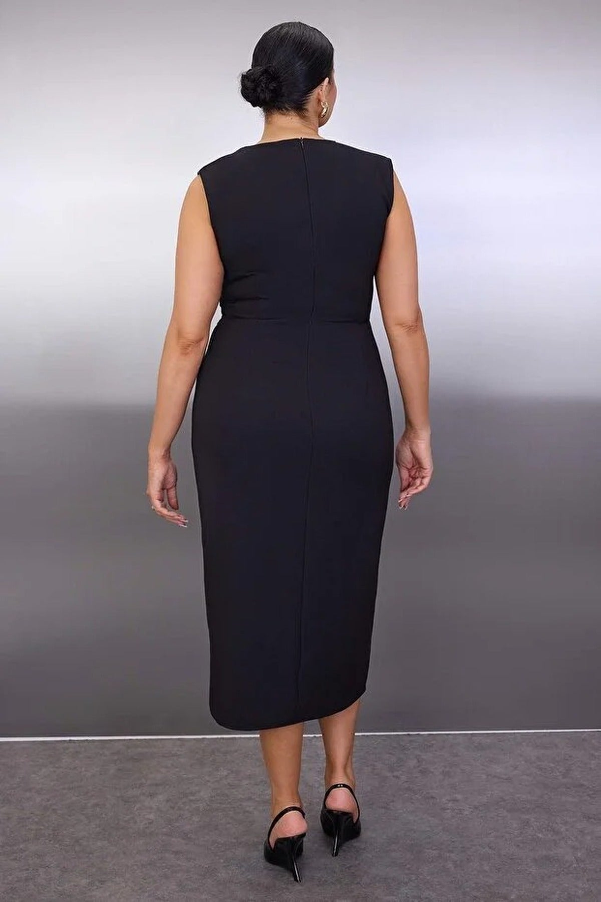 Belted Accessory Detail Midi Woven Dress