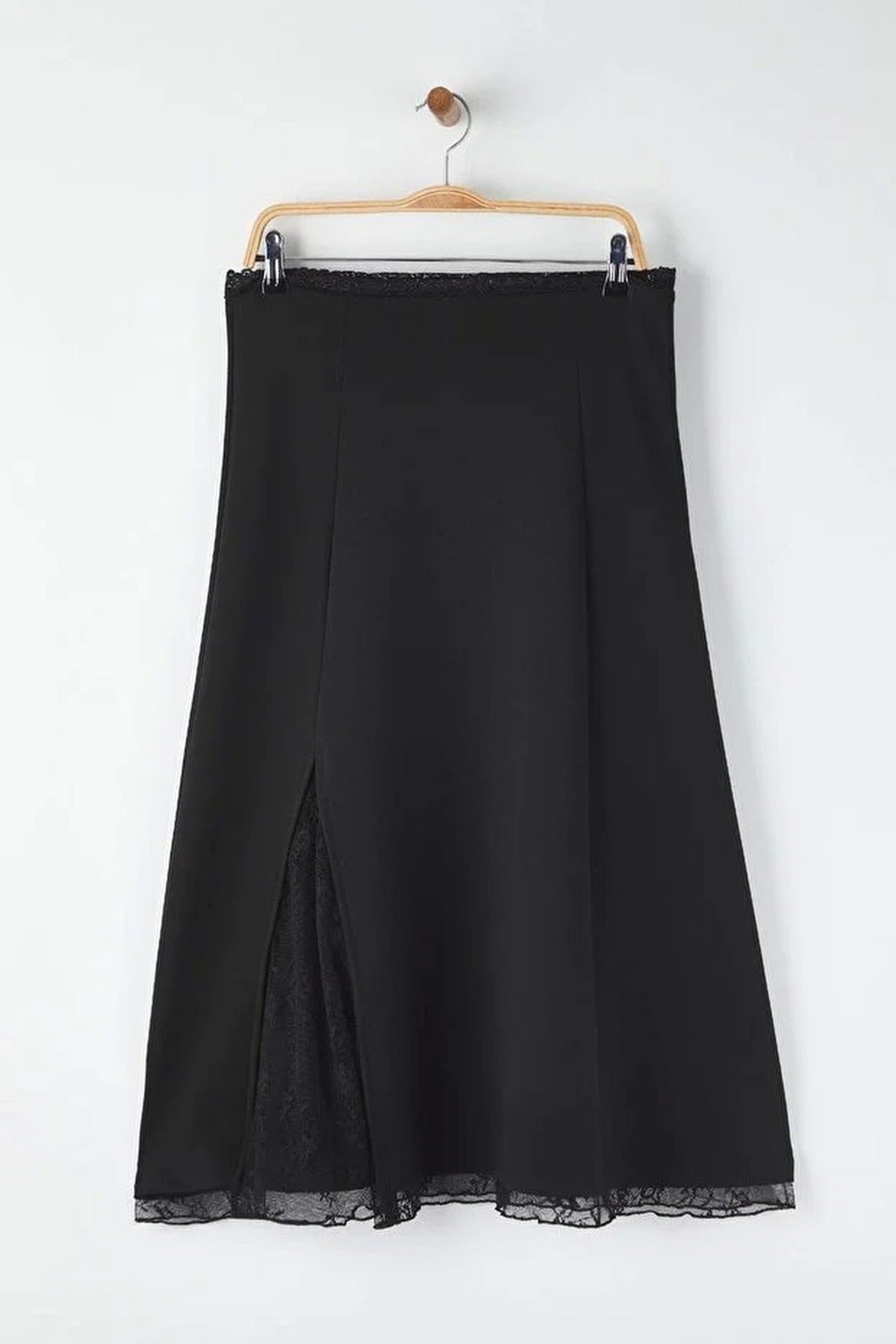 Lace Slit Detail Midi Knitted Plus Size Skirt