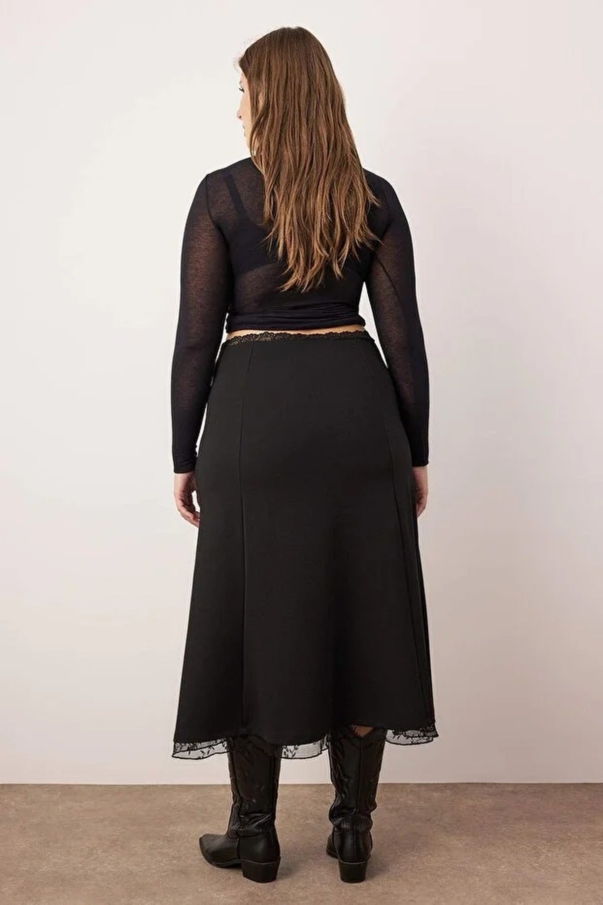 Lace Slit Detail Midi Knitted Plus Size Skirt