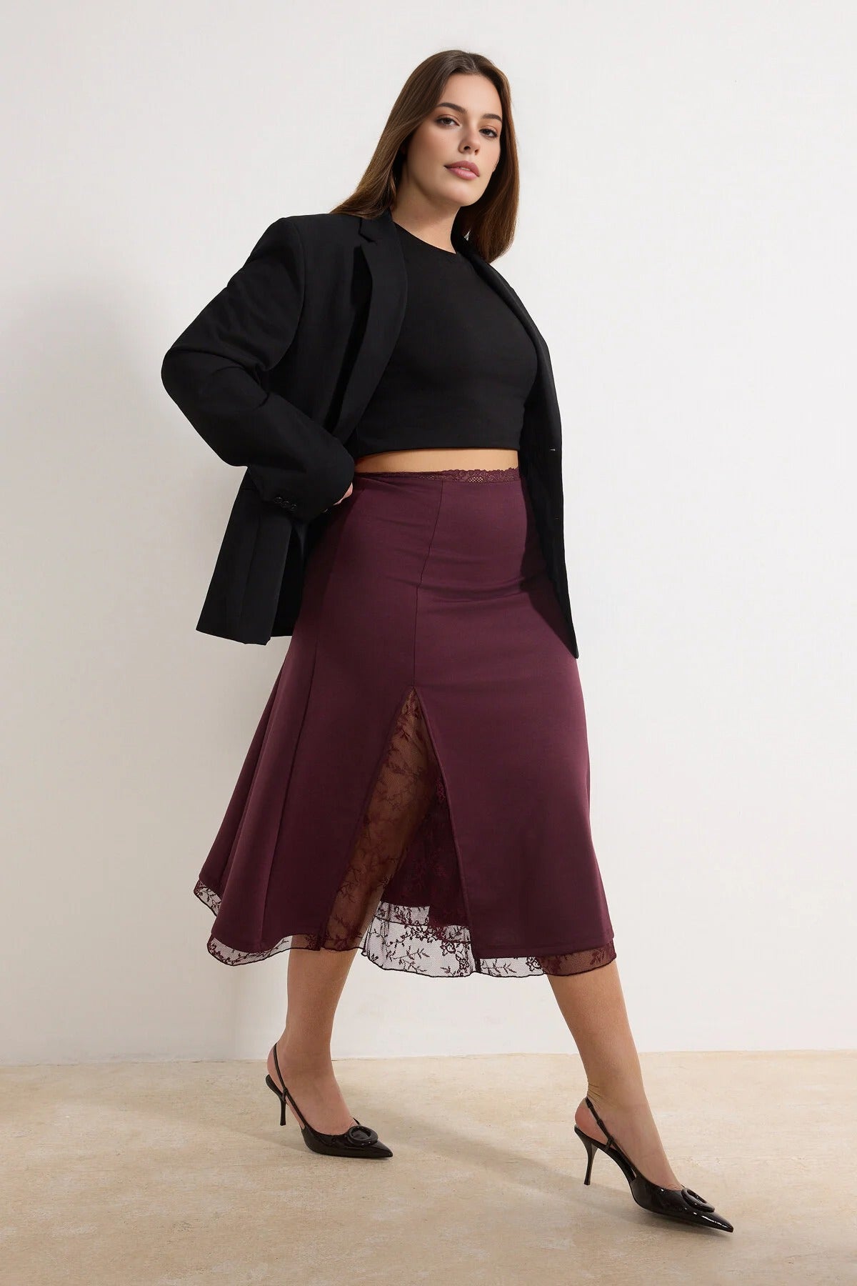Lace Slit Detail Midi Knitted Plus Size Skirt