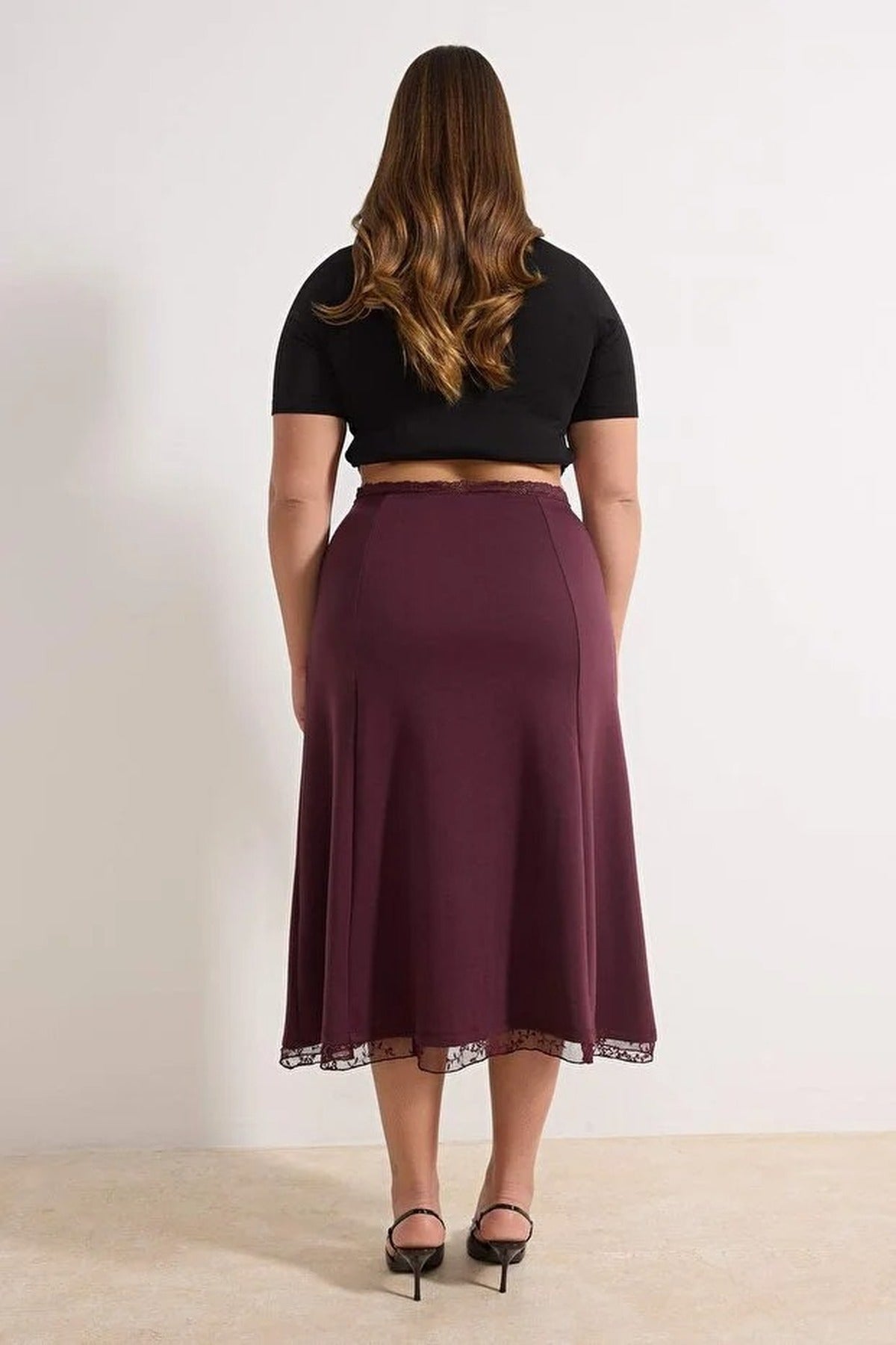 Lace Slit Detail Midi Knitted Plus Size Skirt