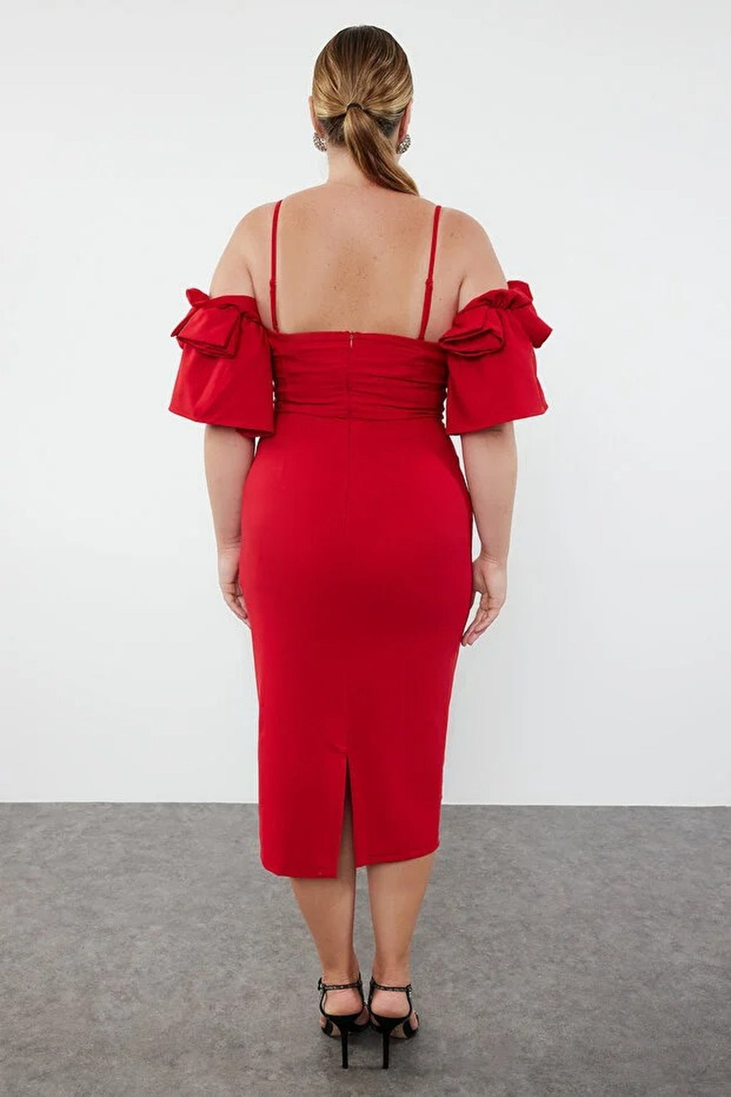 Body-Fitting Plus Size Evening Dress