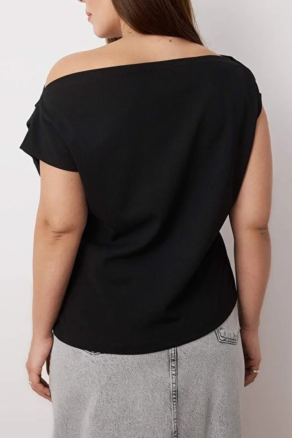 Draped Detail Asymmetrical Collar Knitted Blouse