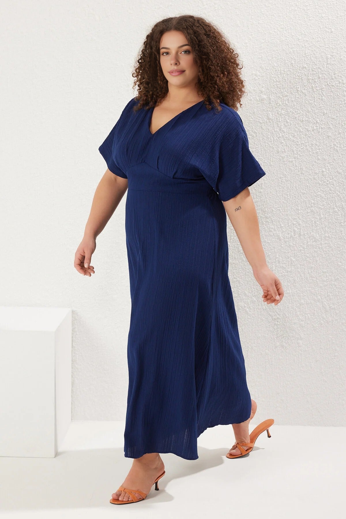 V-Neck Short Sleeve Textured Fabric Woven Maxi Plus Size Dress