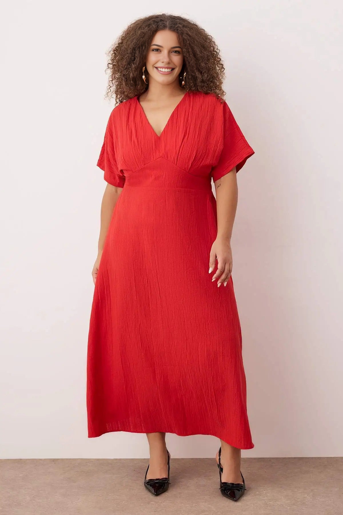 V-Neck Short Sleeve Textured Fabric Woven Maxi Plus Size Dress