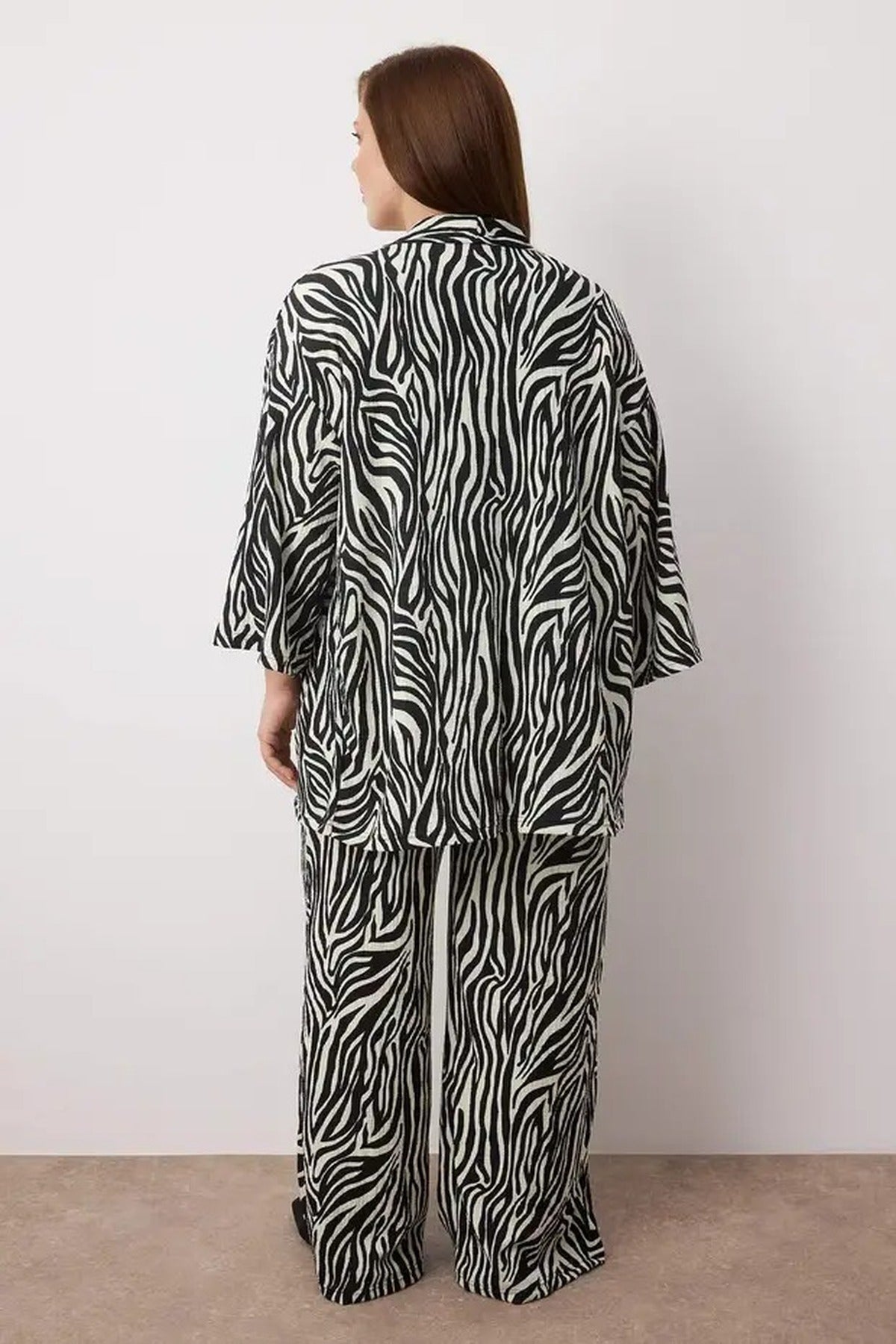 2- Piece Straight Relaxed Fit Flexible Kimono Knit Plus Size Top and Bottom Set