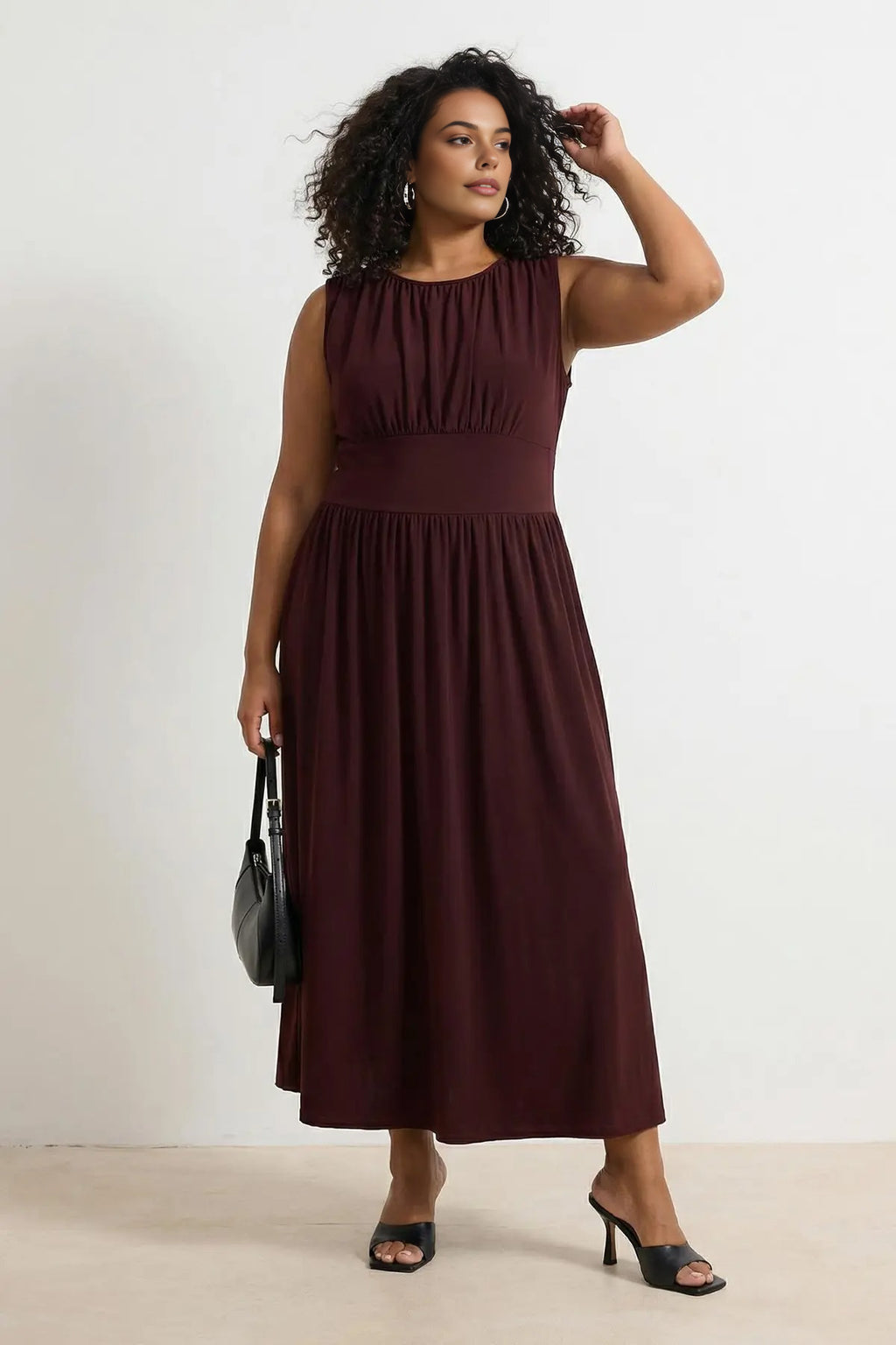 Crew Neck Gathered Detail Maxi Knitted Plus Size Dress