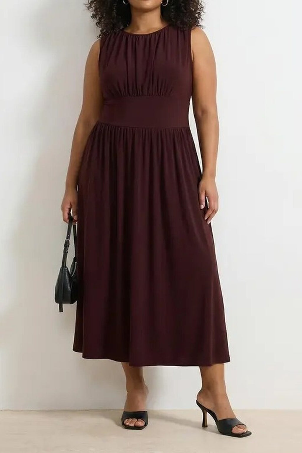 Crew Neck Gathered Detail Maxi Knitted Plus Size Dress