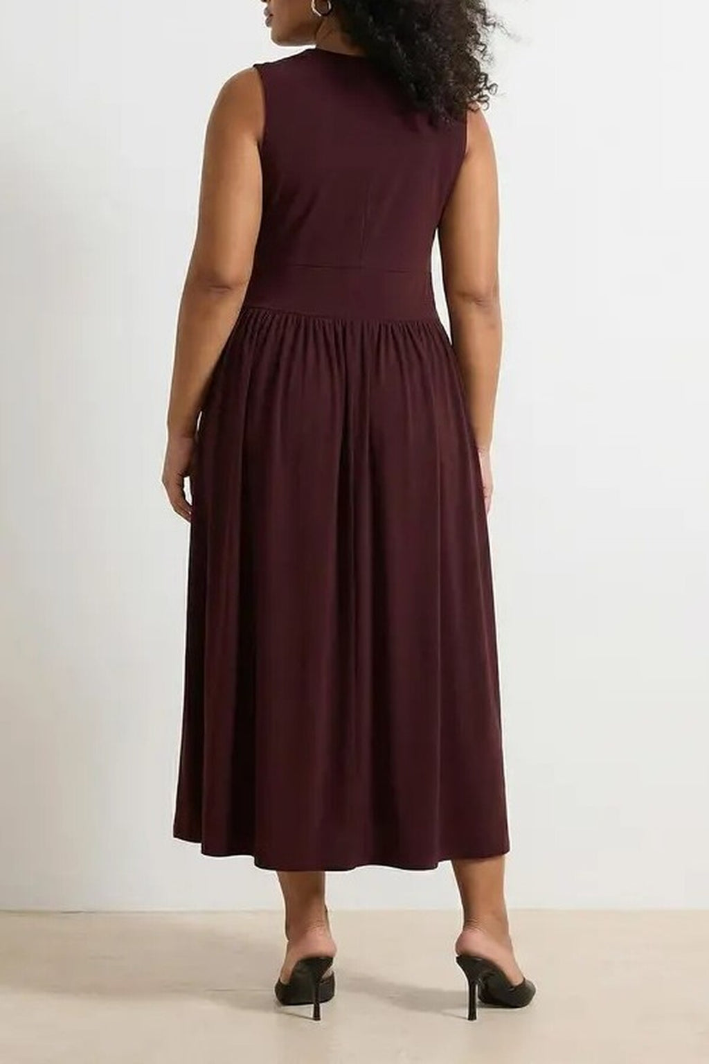 Crew Neck Gathered Detail Maxi Knitted Plus Size Dress
