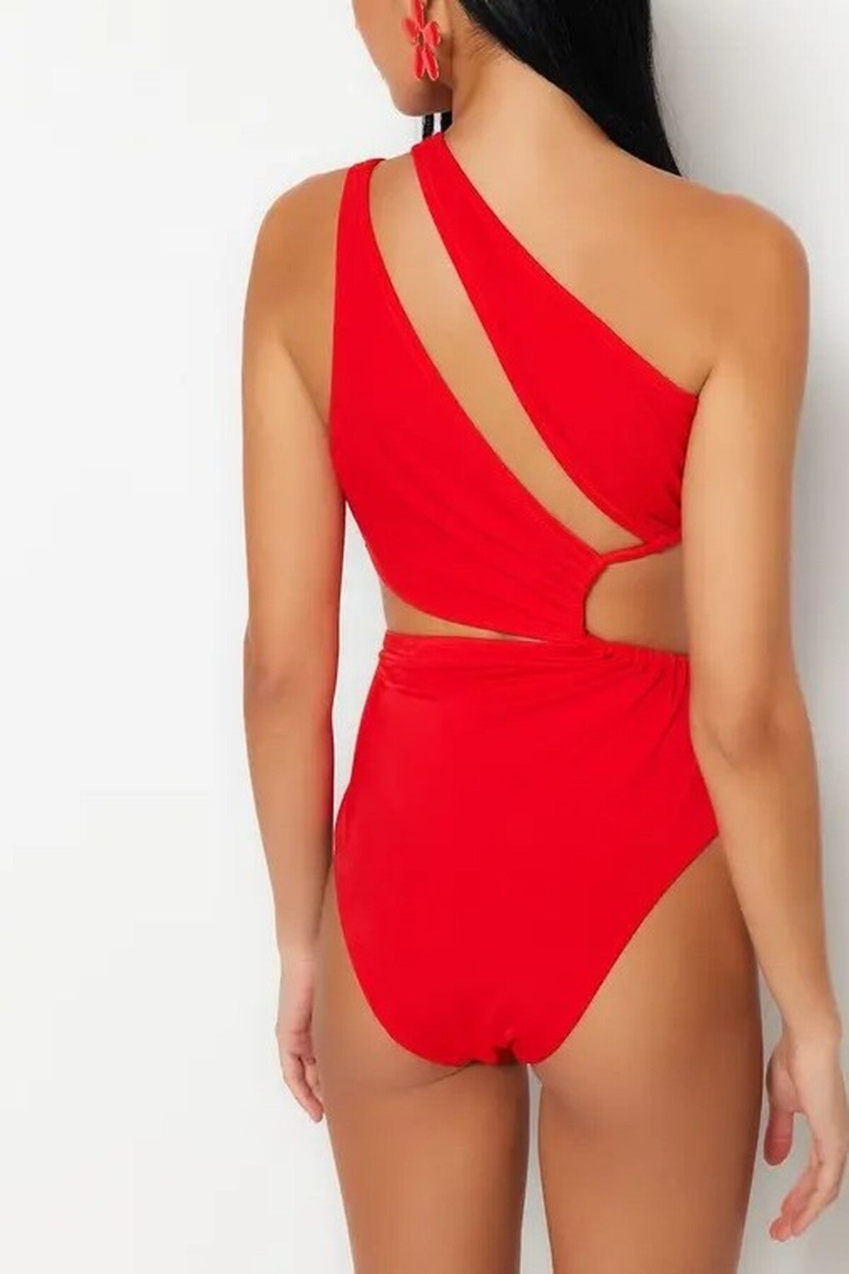 Tunnel-Style One-Shoulder Covered Regular Swimsuit