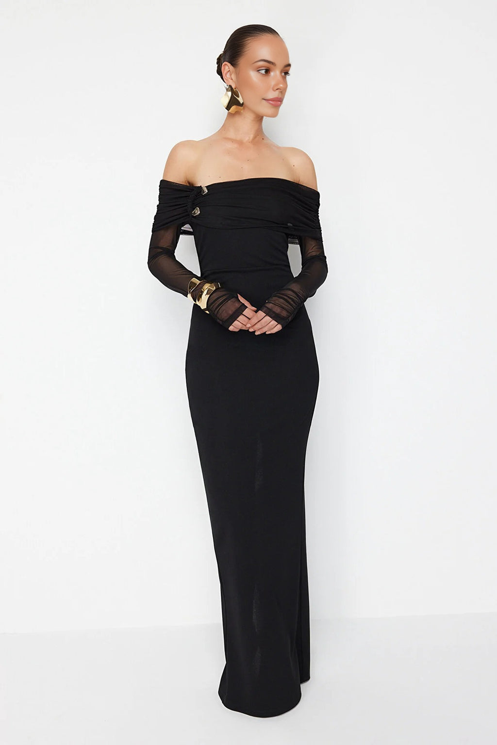 Knitted Long Evening Dress with Accessory and Glove Details