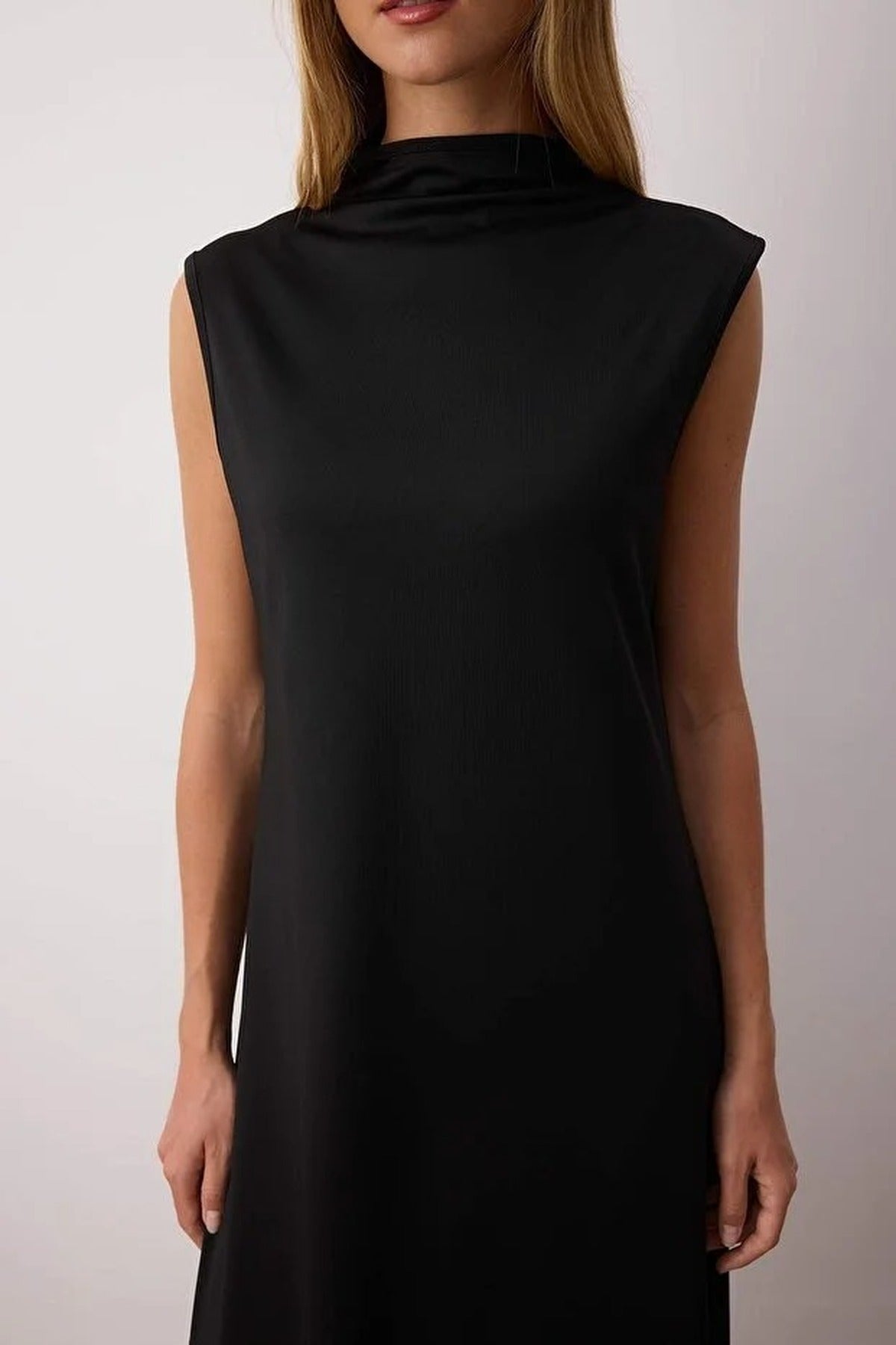 High Neck Sleeveless Knitted Lined Undershirt Dress