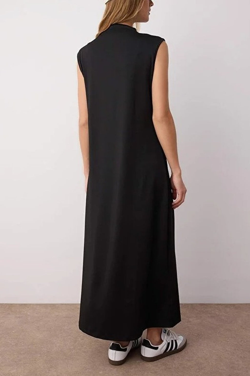 High Neck Sleeveless Knitted Lined Undershirt Dress