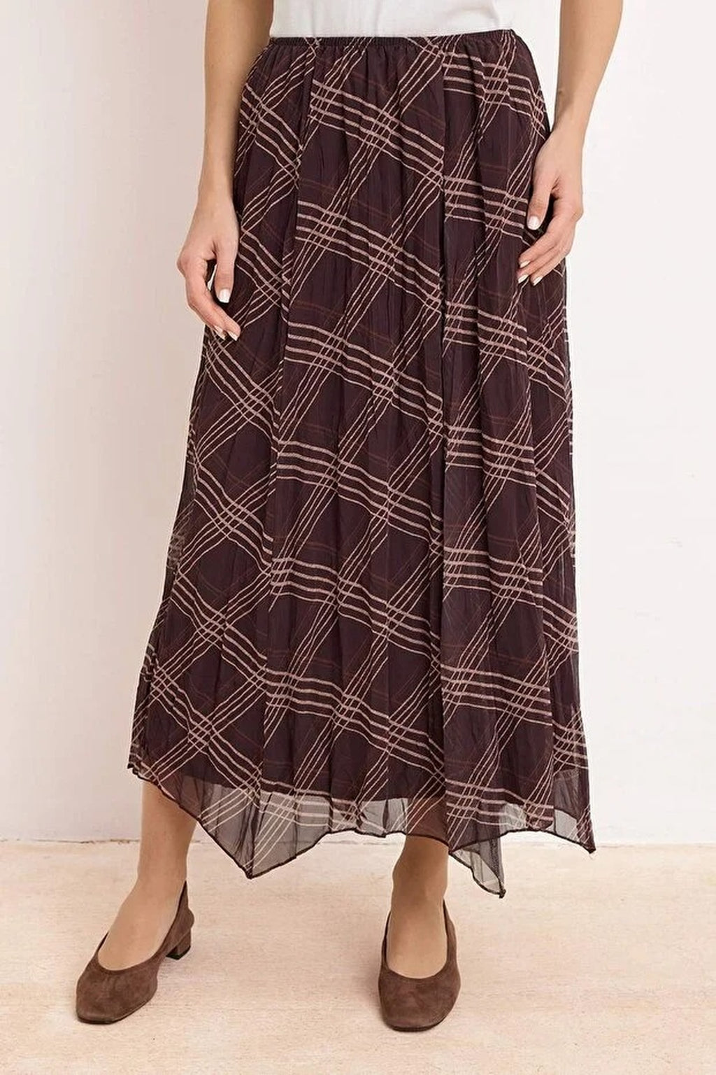 Chiffon Lined Asymmetrical Maxi Skirt with Elastic Waist and Plaid Hem