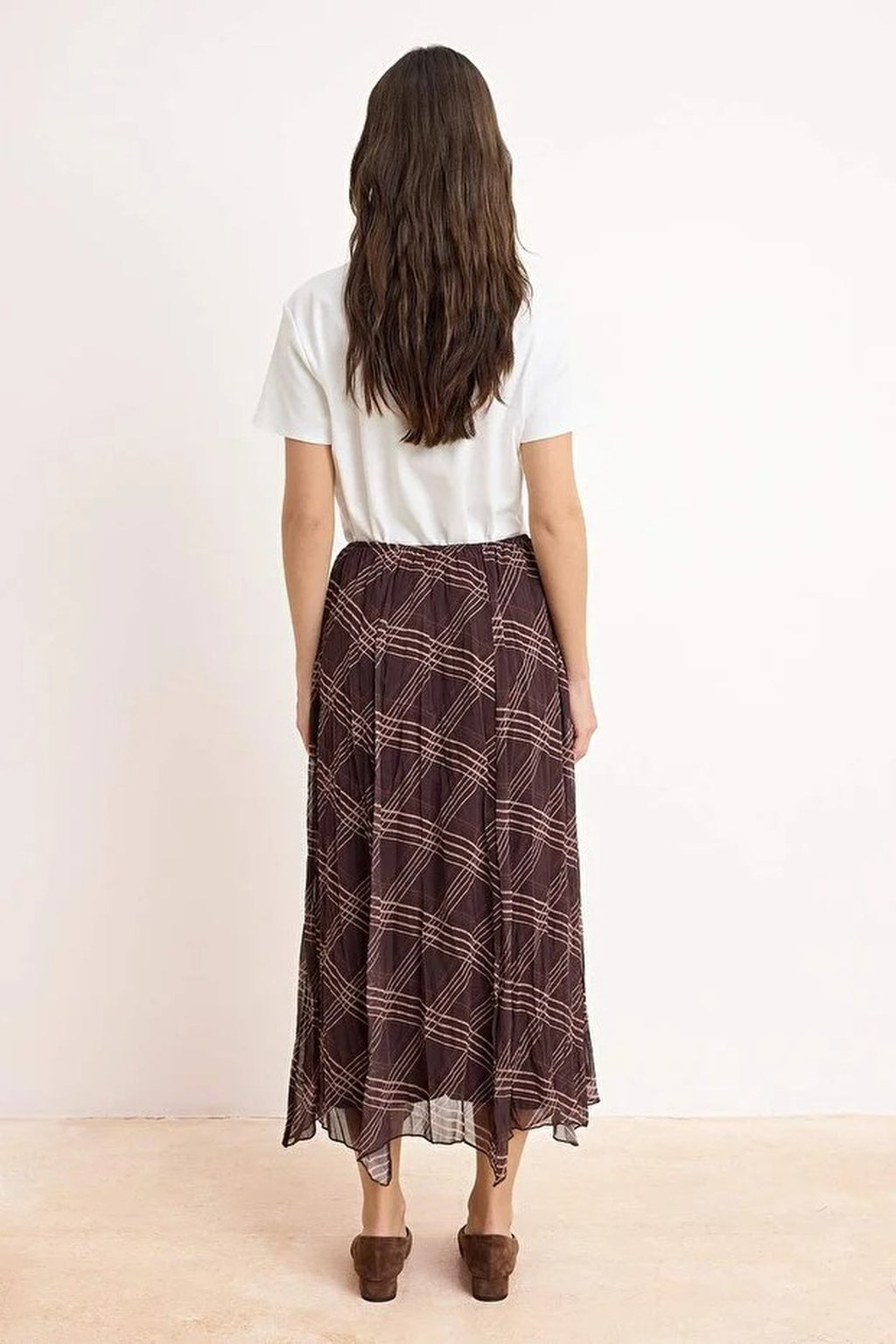 Chiffon Lined Asymmetrical Maxi Skirt with Elastic Waist and Plaid Hem