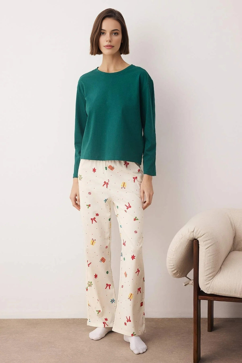 Crew Neck Long Sleeve T-Shirt and Trousers Pyjama Set