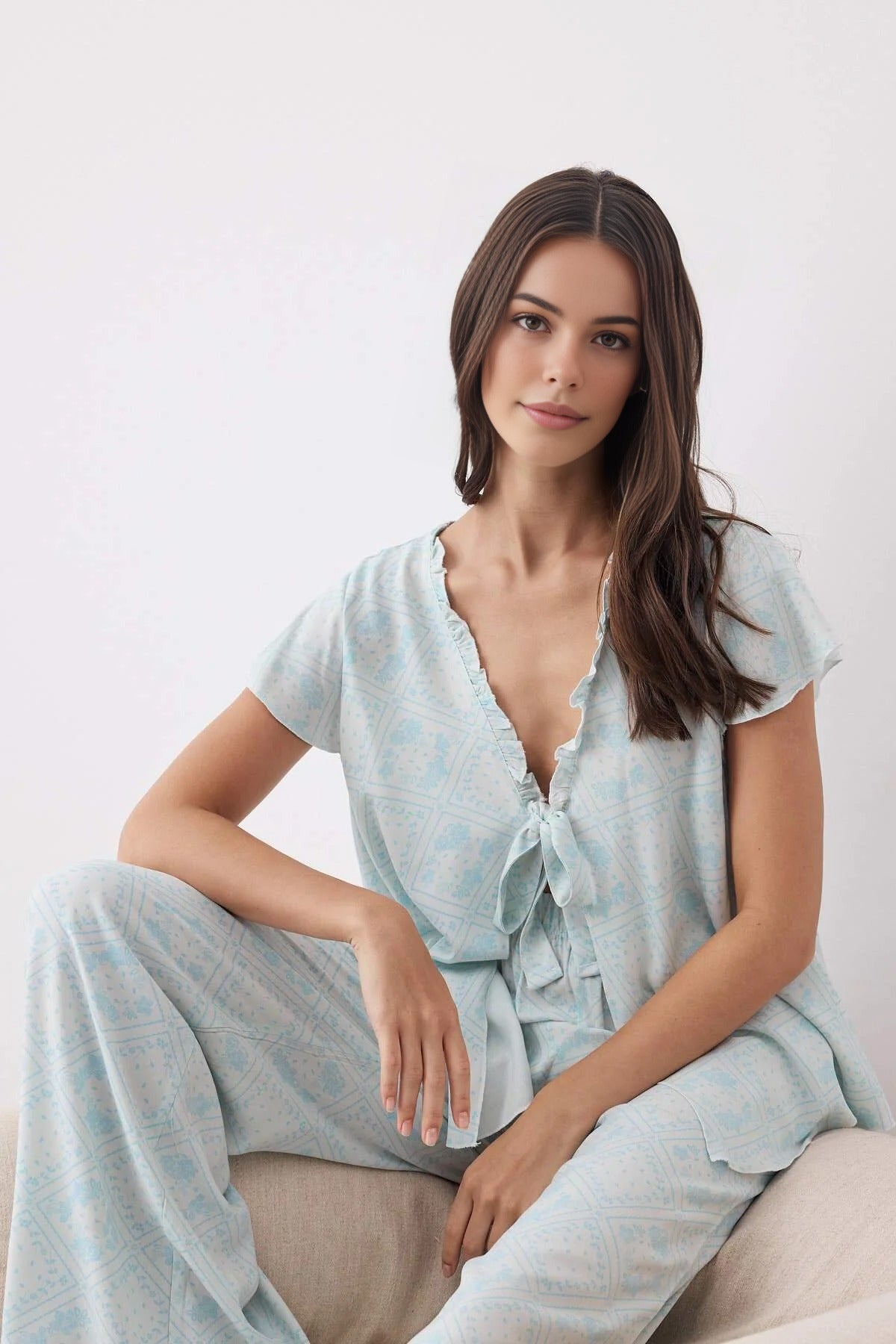 2-Piece Ethnic Patterned Pajama Set with Ruffle and Tie Details