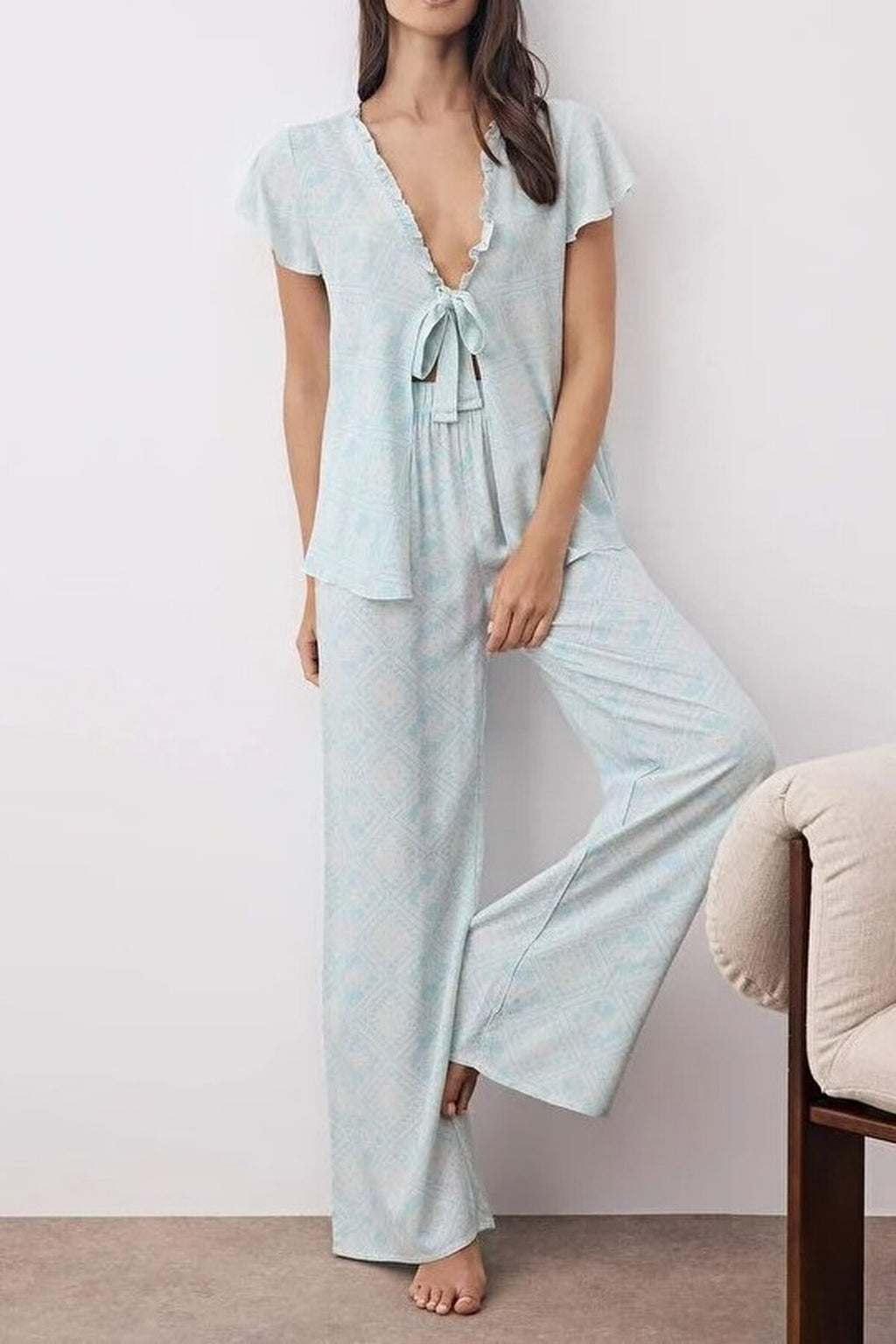 2-Piece Ethnic Patterned Pajama Set with Ruffle and Tie Details