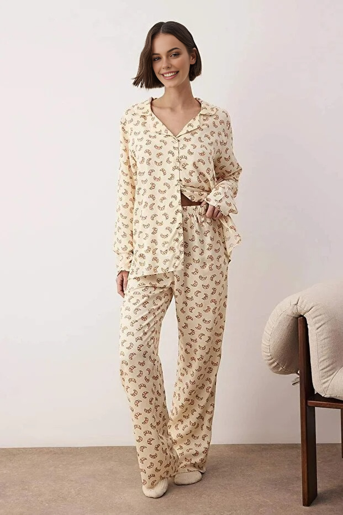 2-Piece Croissant Print Viscose Woven Pajama Set