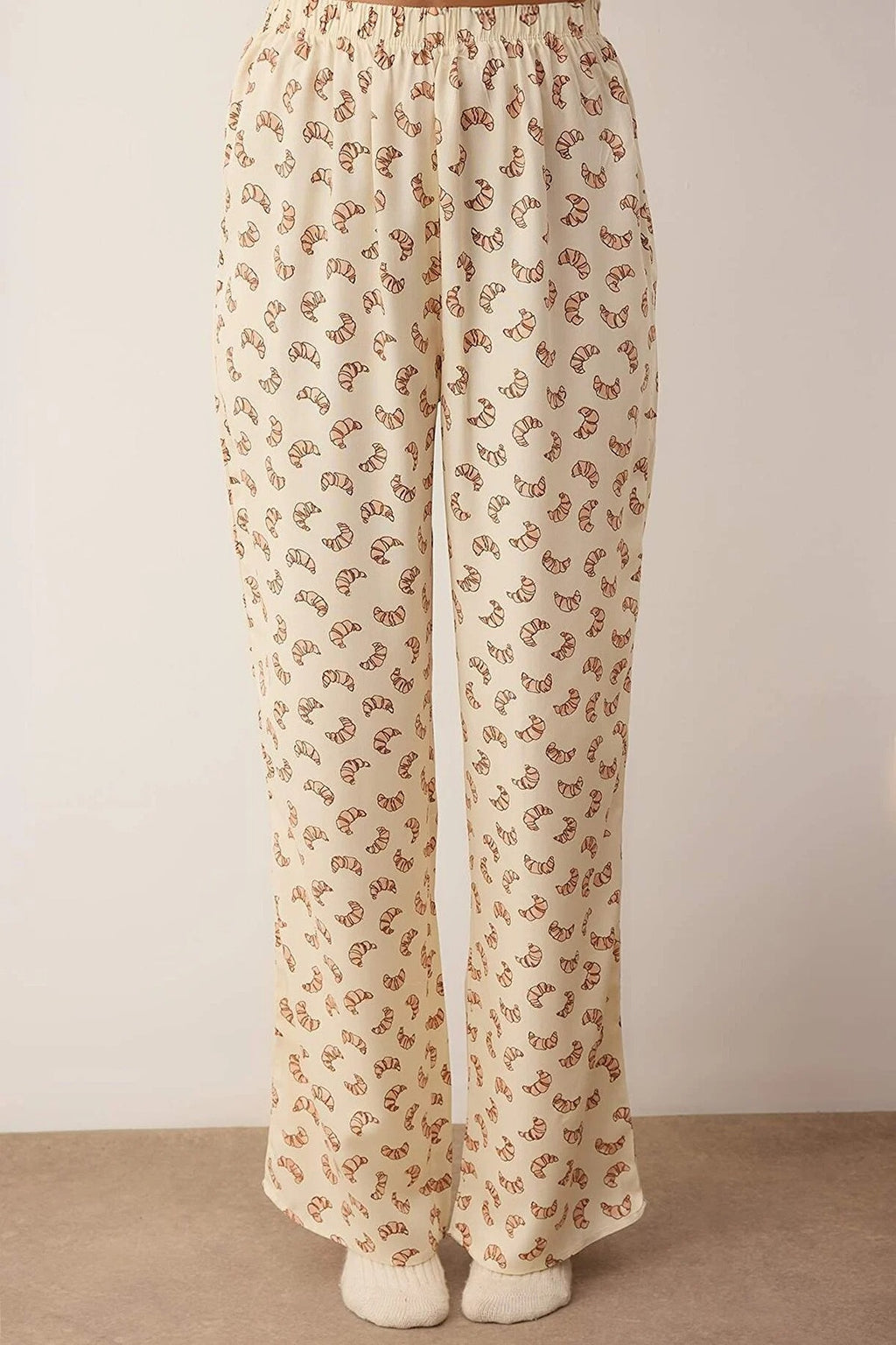 2-Piece Croissant Print Viscose Woven Pajama Set