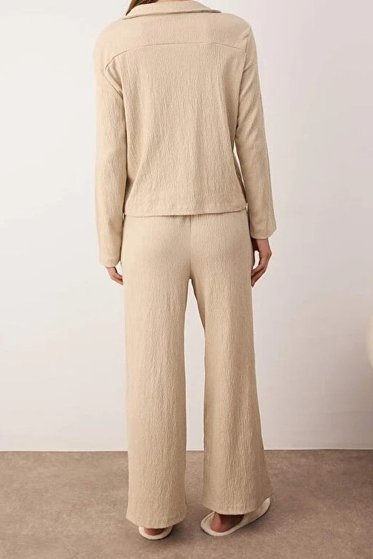 2-Piece Pocket Shirt Collar Crinkle Textured Knitted Pajama Set