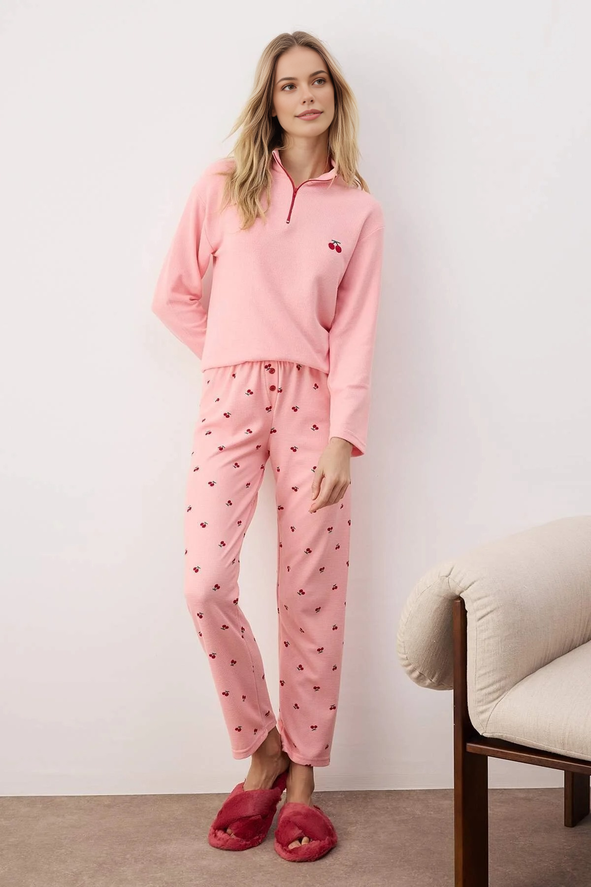 2-Piece Cherry Patterned Zippered Soft Winter Waffle Knit Pajama Set