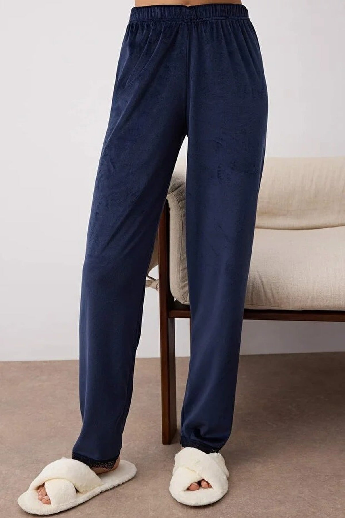 3-Piece Bridal Set with Lace Details, Velvet Knitted Robe + Pajama Set