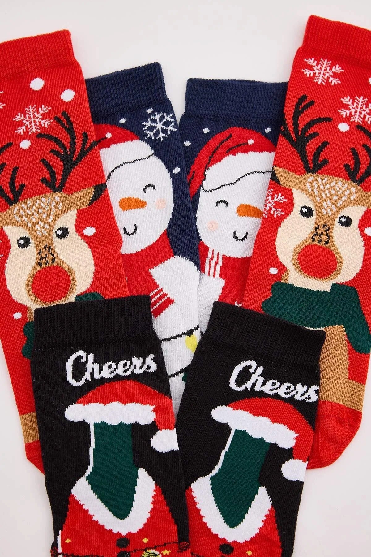3 Pack Cotton Blend Christmas Jacquard Knit Socks