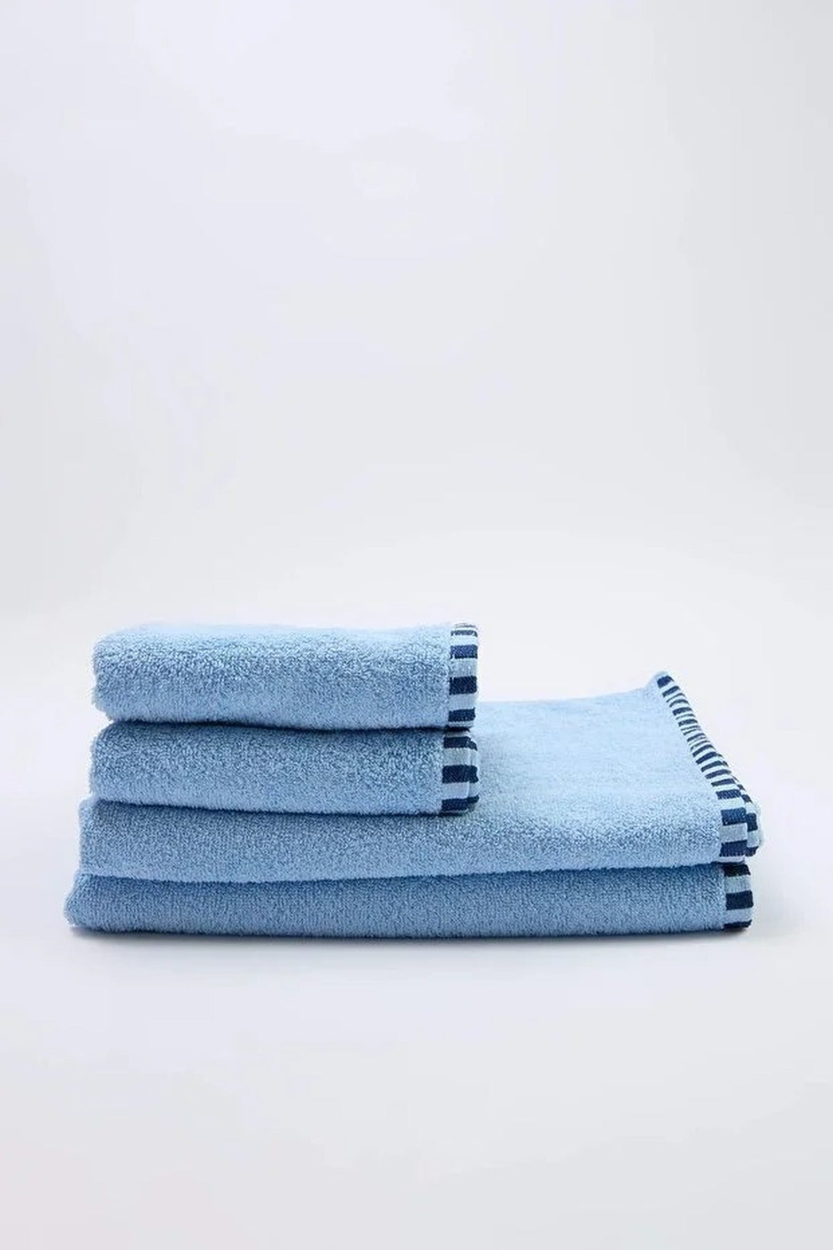 4 Piece Towel Set - 2 Face Towels 50x80cm & 2 Bath Towels 70x140cm