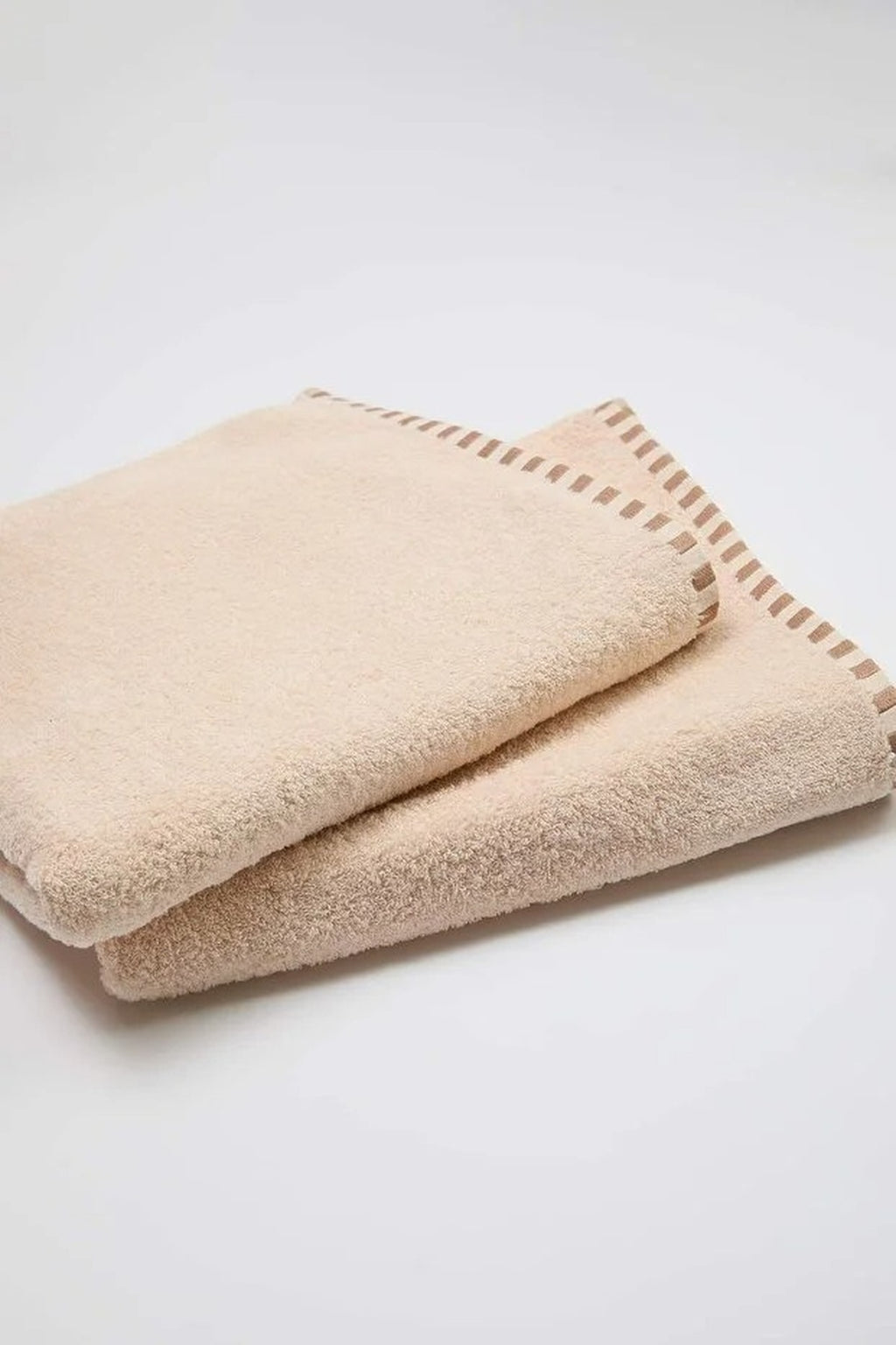 4 Piece Towel Set - 2 Face Towels 50x80cm & 2 Bath Towels 70x140cm