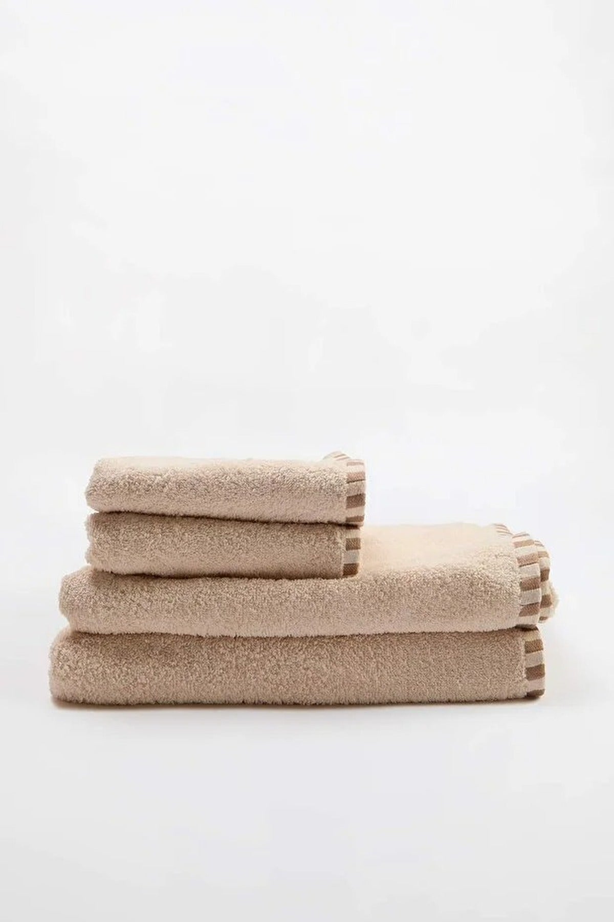 4 Piece Towel Set - 2 Face Towels 50x80cm & 2 Bath Towels 70x140cm