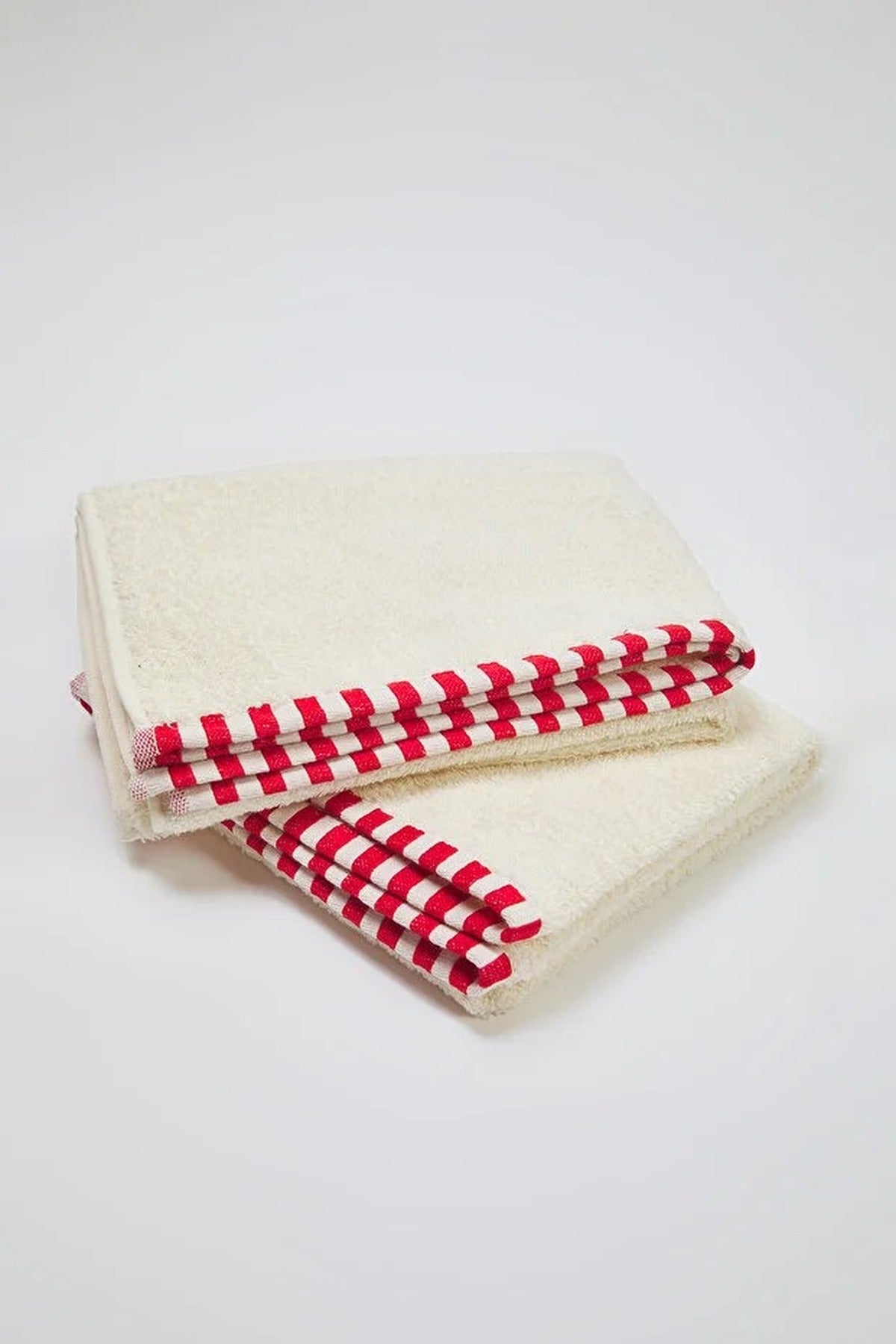 4 Piece Towel Set - 2 Face Towels 50x80cm & 2 Bath Towels 70x140cm