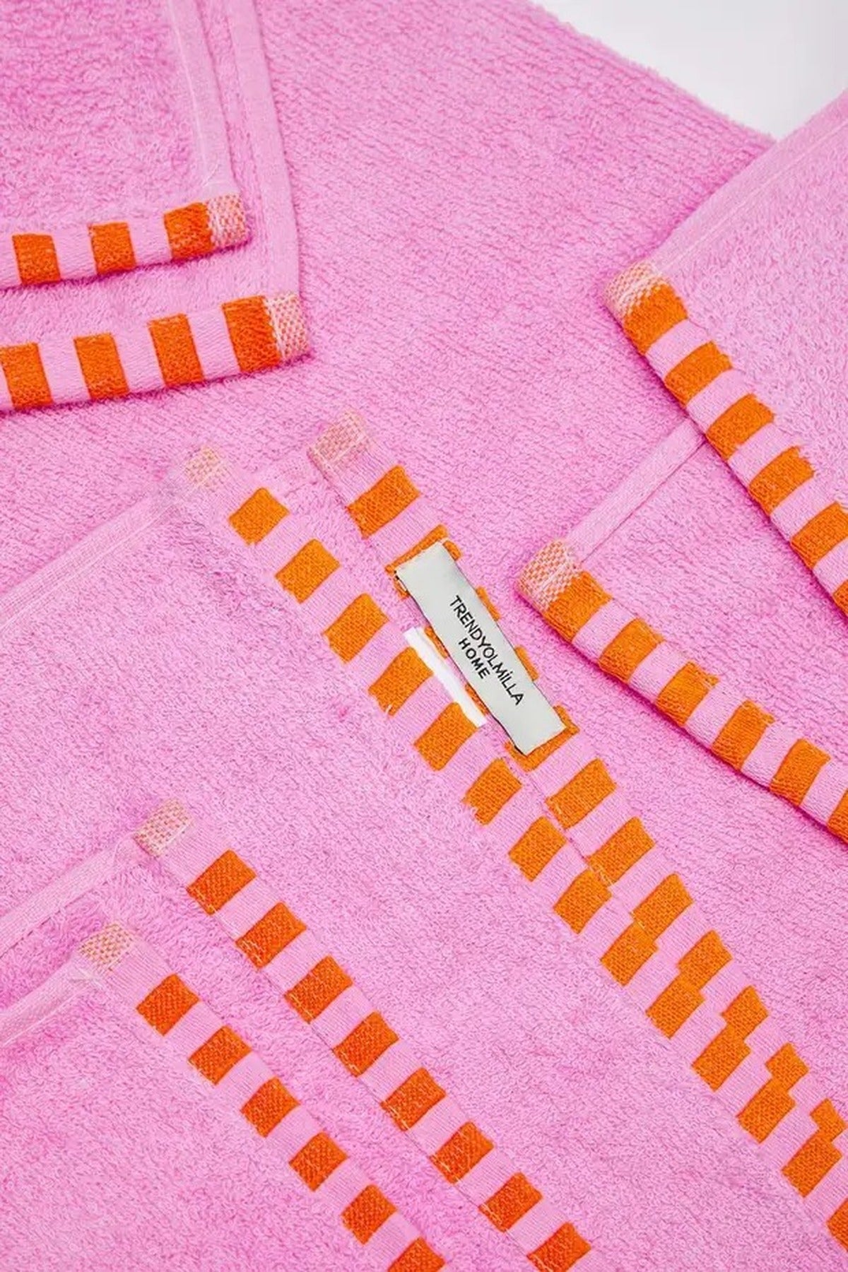 4 Piece Towel Set - 2 Face Towels 50x80cm & 2 Bath Towels 70x140cm