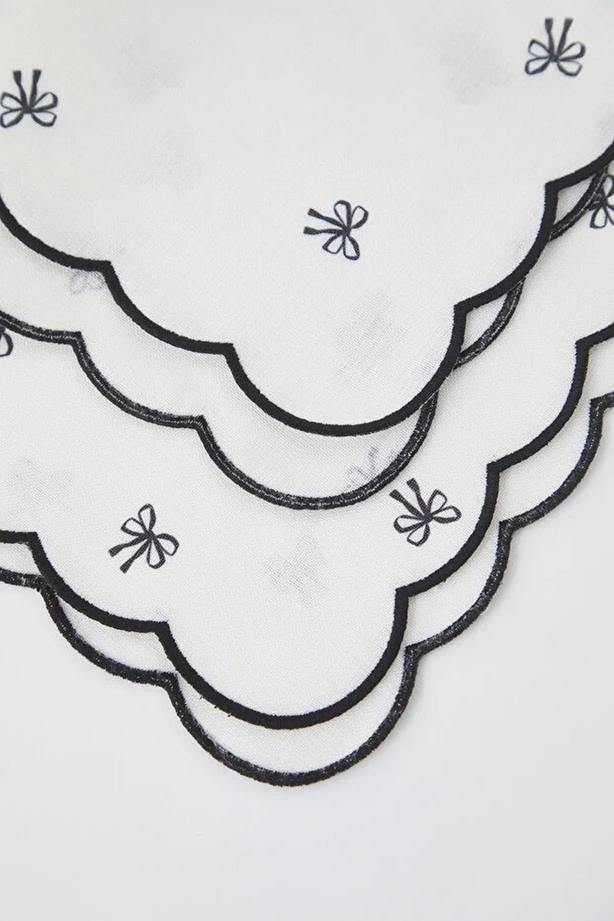 2 Piece Bow Detail Placemat Set 33x50 cm