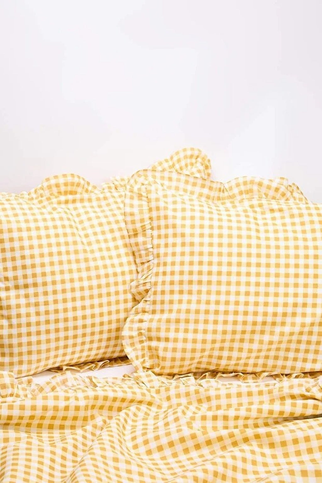 Double Duvet Cover Set with Ruffle Detail and Gingham Pattern 200x220cm (Without Sheet)