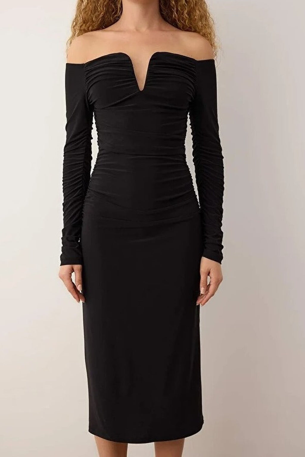 Fitted Carmen Neck Knitted Dress