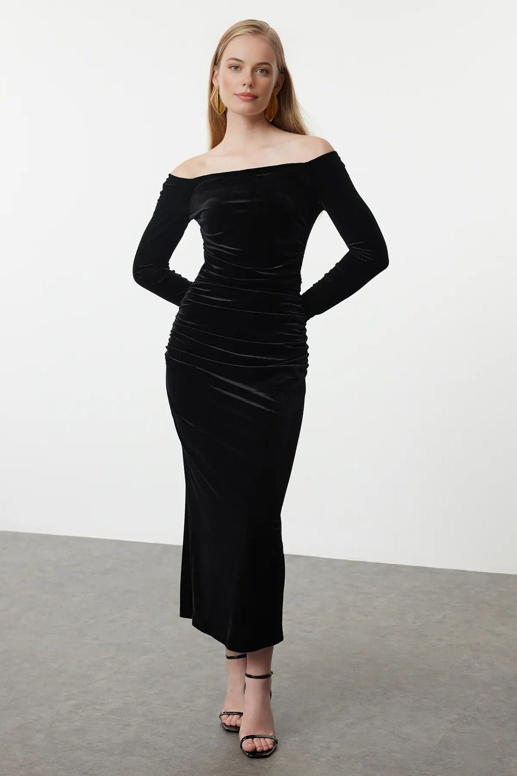 Carmen Neck Long Sleeve Bodycon Maxi Dress