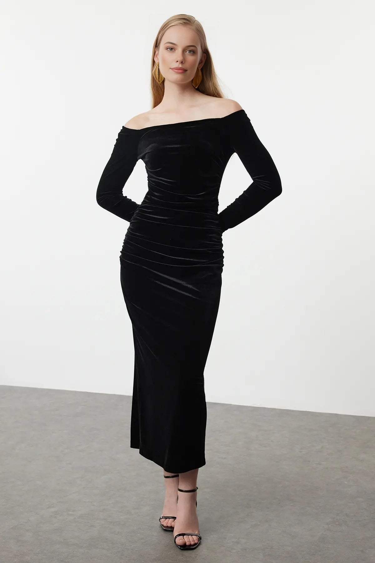 Carmen Neck Long Sleeve Bodycon Maxi Dress