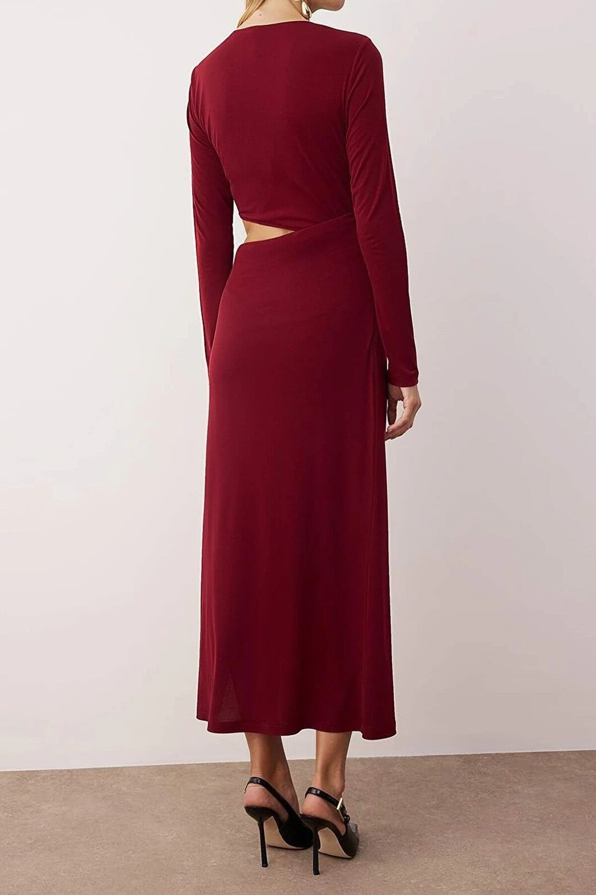 Knitted Dress with Accessories and Waist Cut-Out Detail
