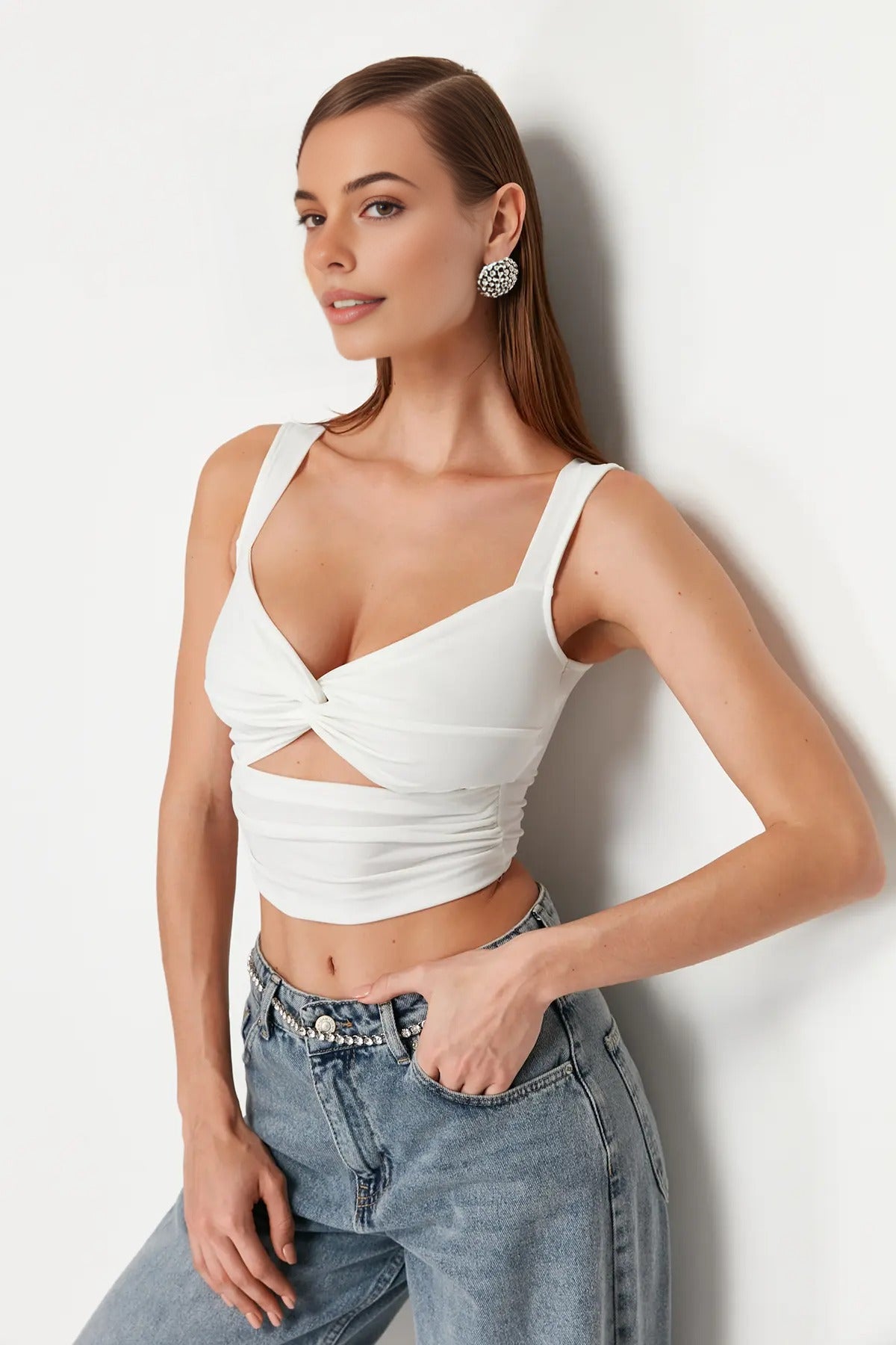 Heart Neck Sleeveless Cut Out Detail Fitted Crop Blouse