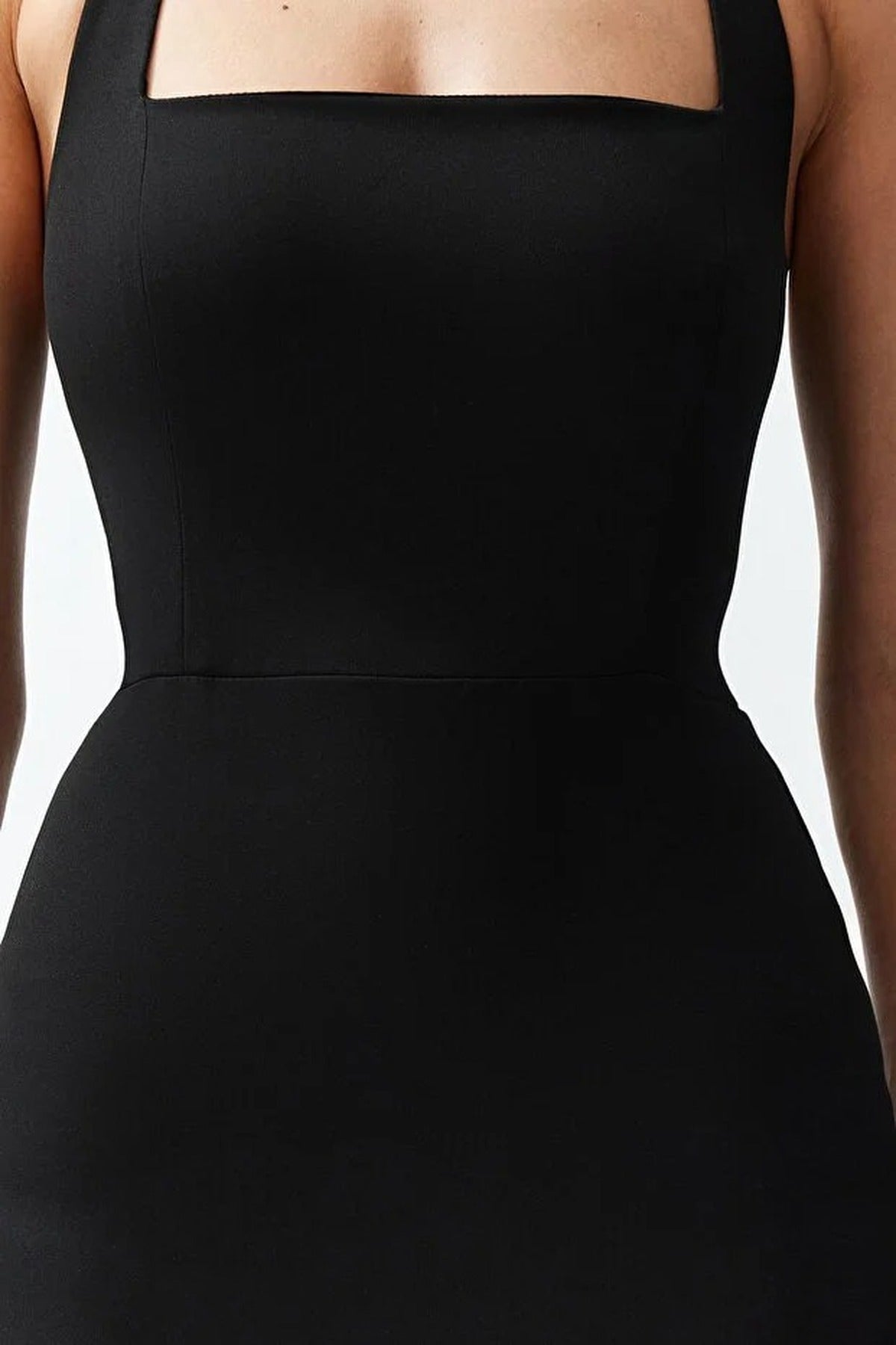 Body-Fitting Midi Woven Dress with Slit Detail