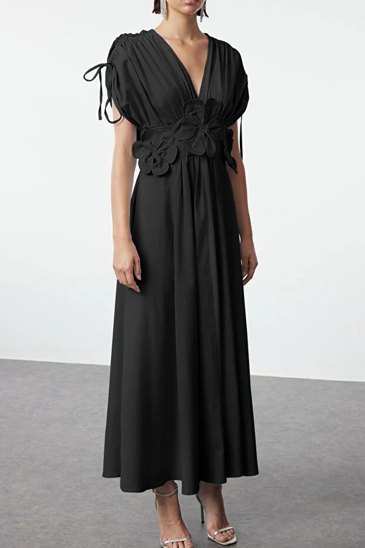 Floral Applique Detail V-Neck Gathered Maxi Woven Dress