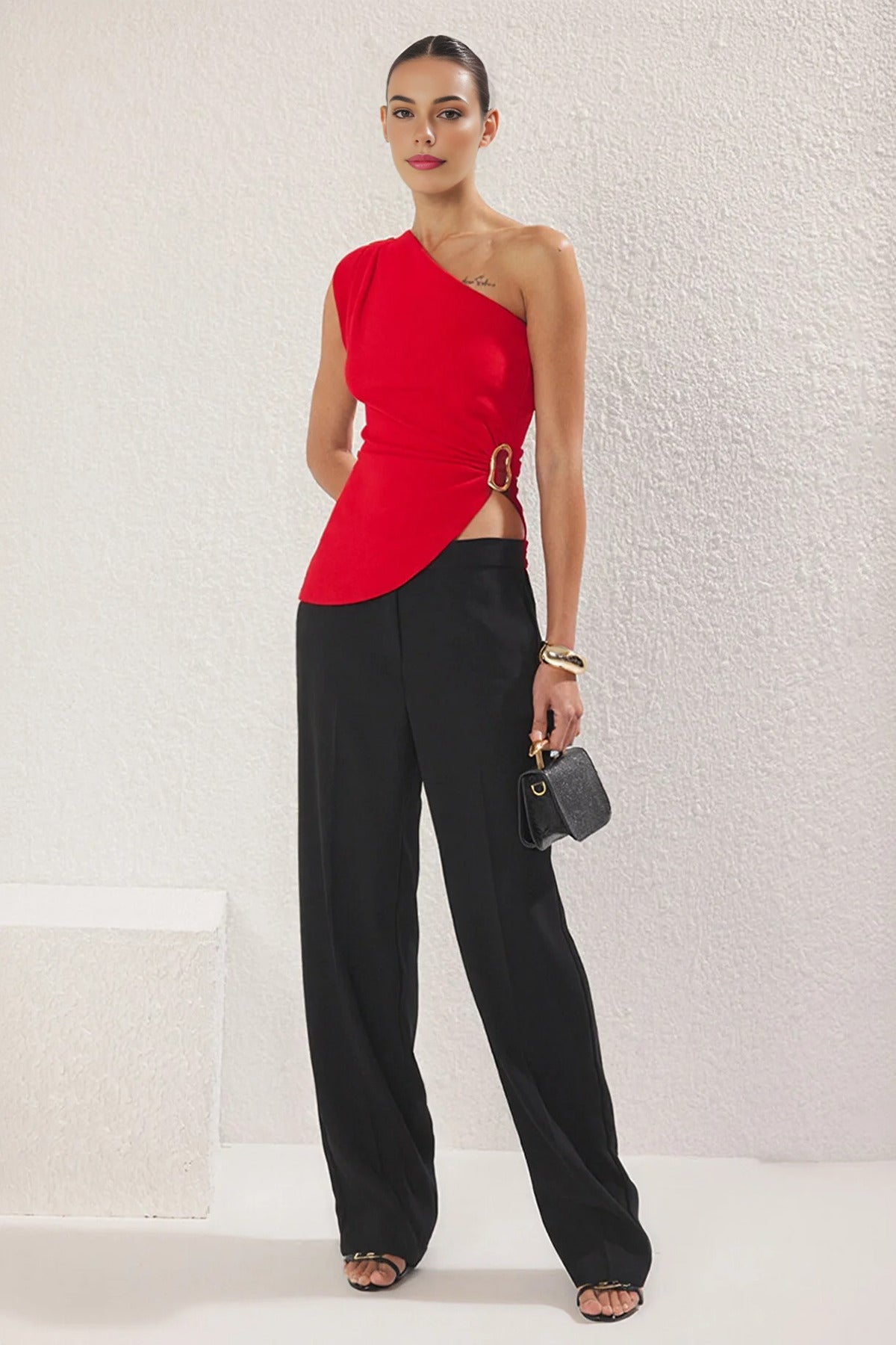 Plain Boat Neck Sleeveless Knitted Scuba Party Blouse